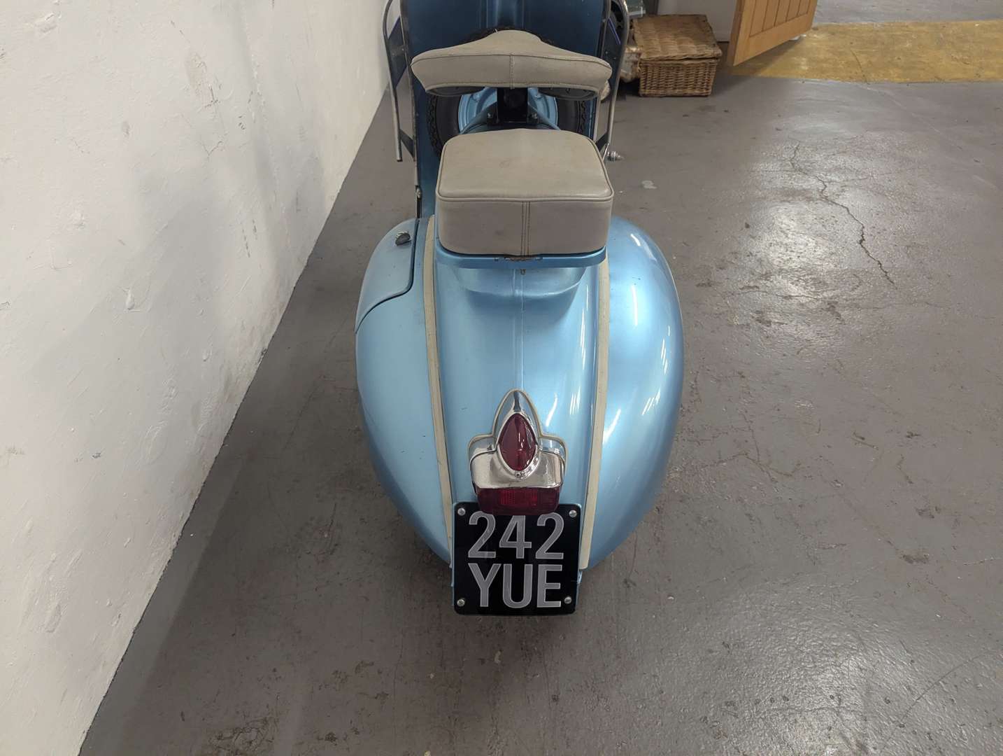 <p>1961 PIAGGIO VESPA VBB1T 150</p>