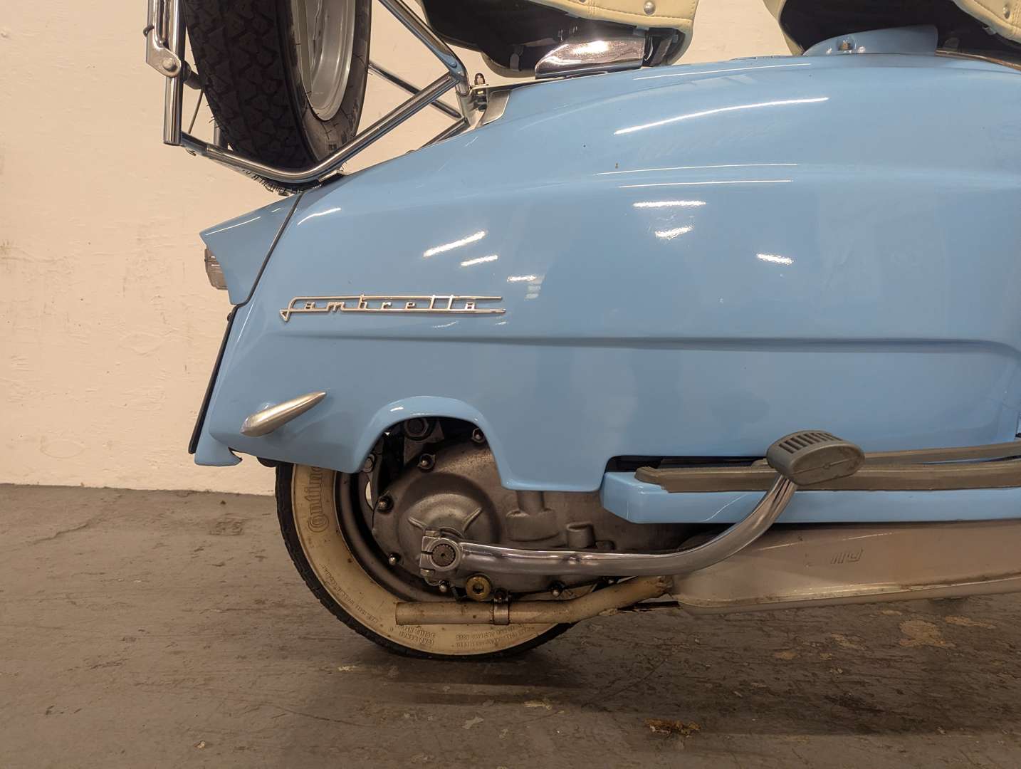 <p>1963 LAMBRETTA LI 125</p>