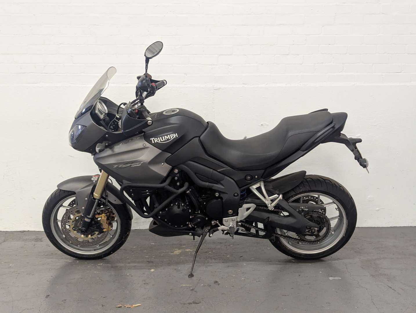 <p>2010 TRIUMPH TIGER 1050 ABS</p>