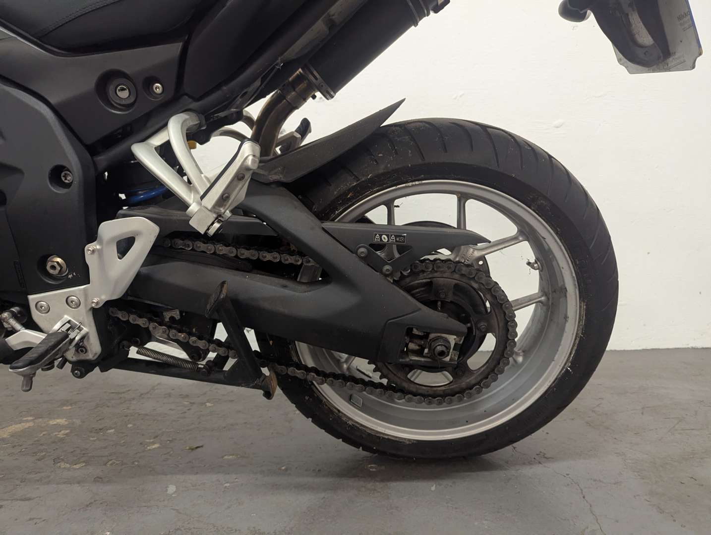 <p>2010 TRIUMPH TIGER 1050 ABS</p>