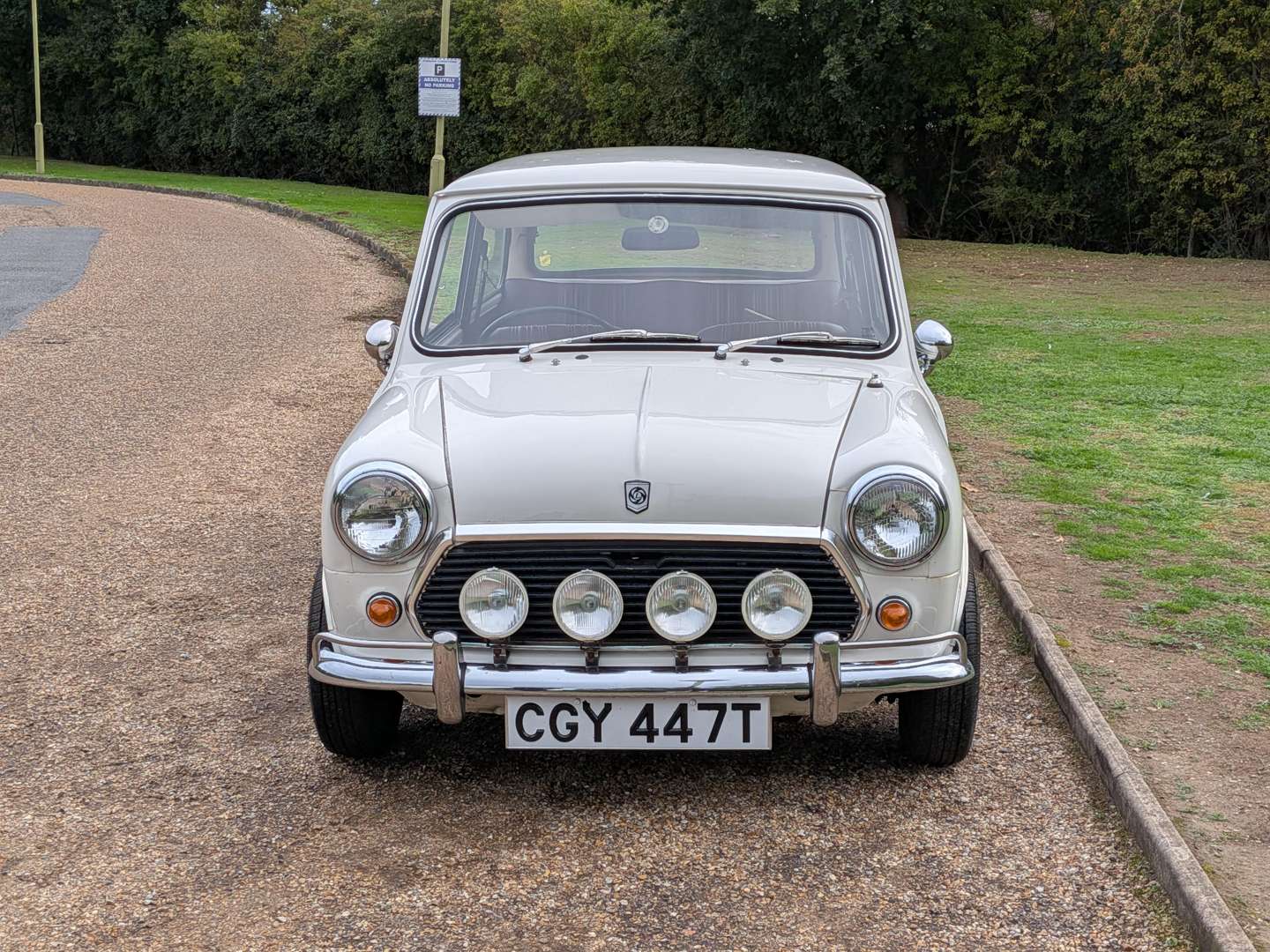 <p>1979 AUSTIN MORRIS MINI 850</p>
