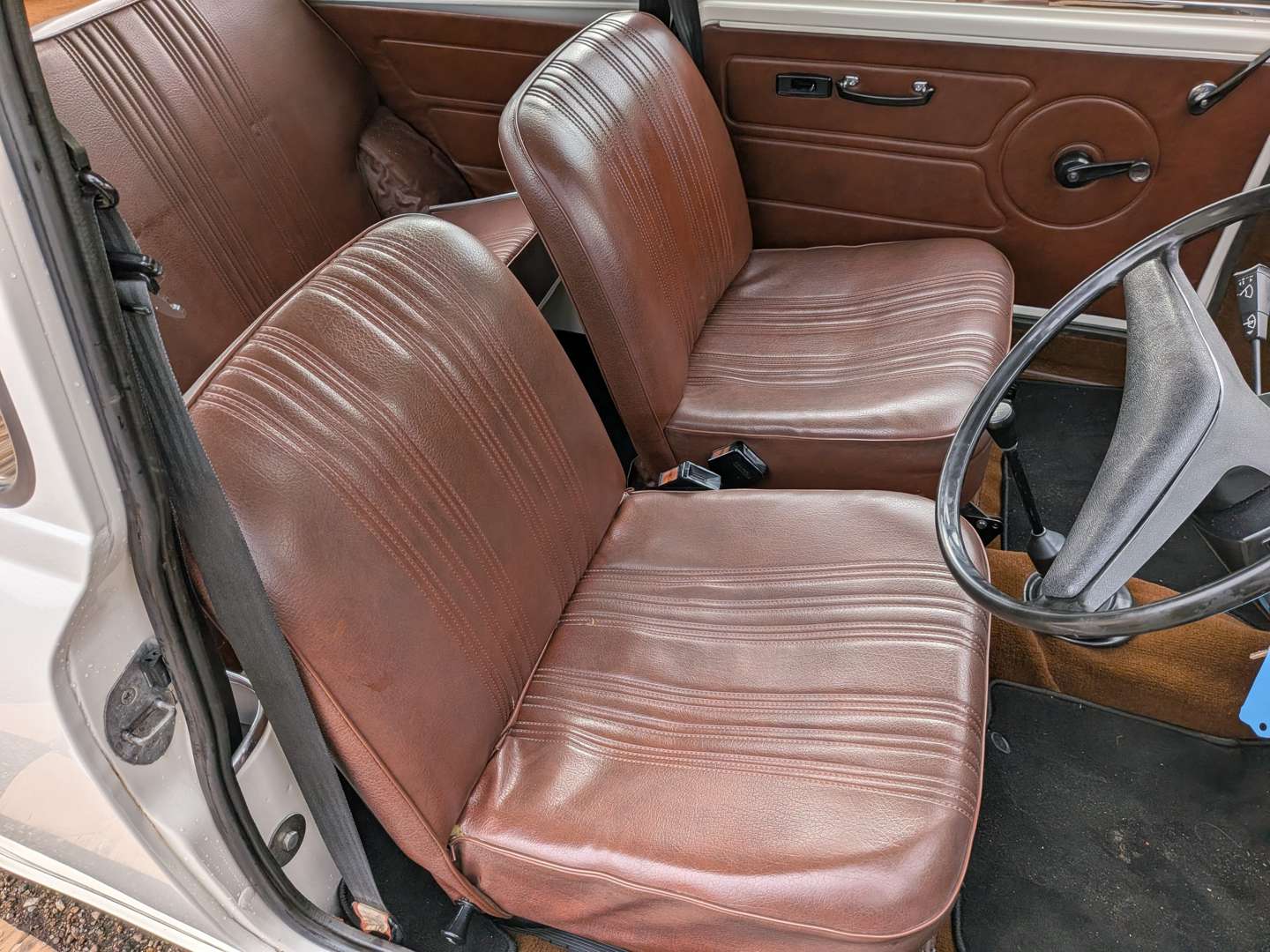 <p>1979 AUSTIN MORRIS MINI 850</p>