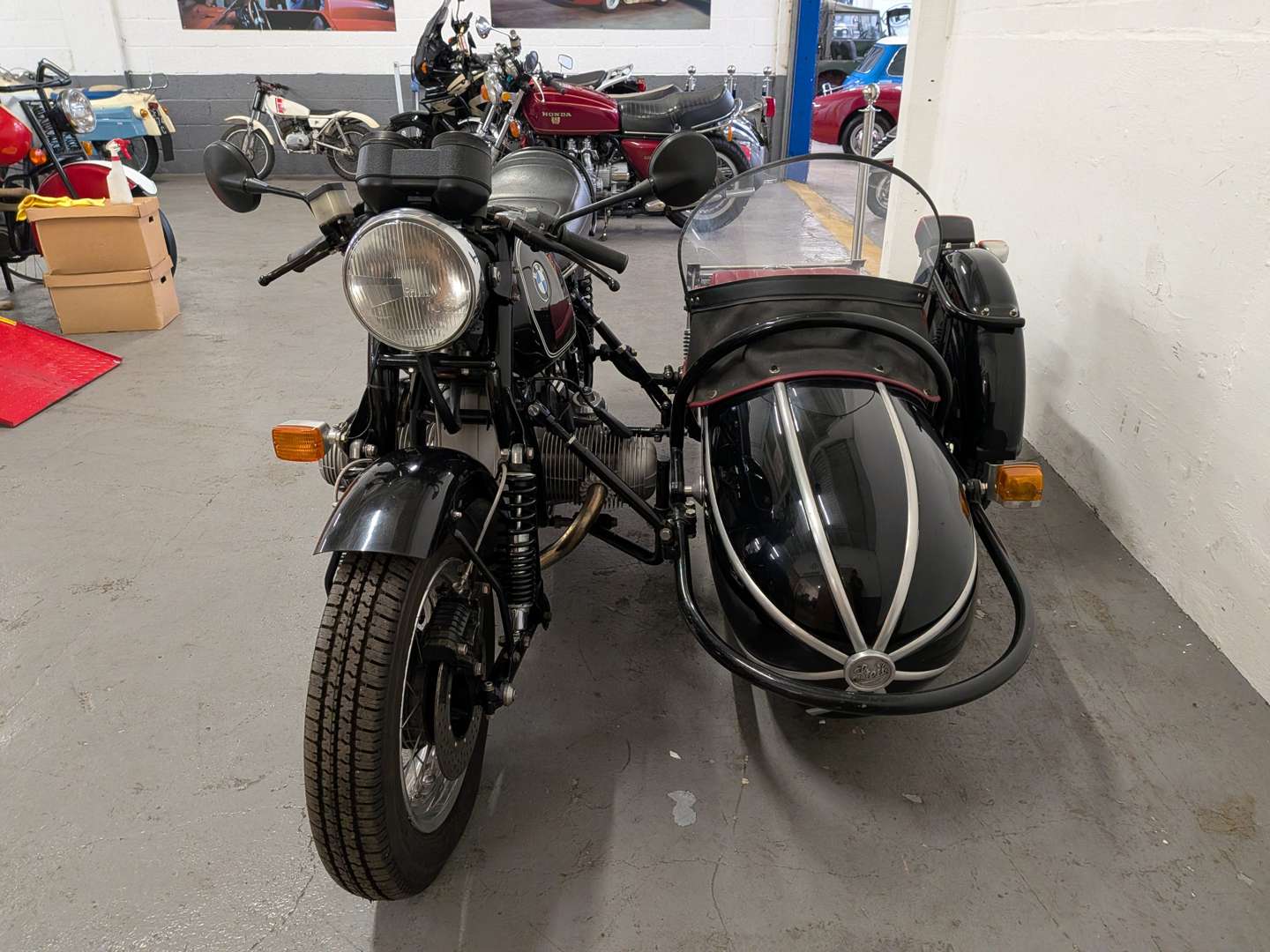 <p>1979 BMW RS1000 AND STEIB SIDECAR</p>