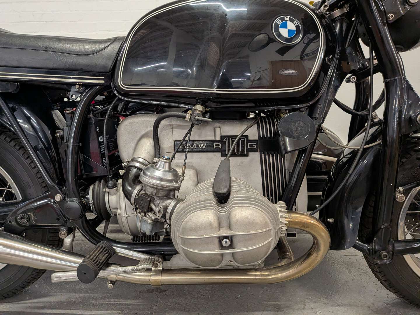 <p>1979 BMW RS1000 AND STEIB SIDECAR</p>