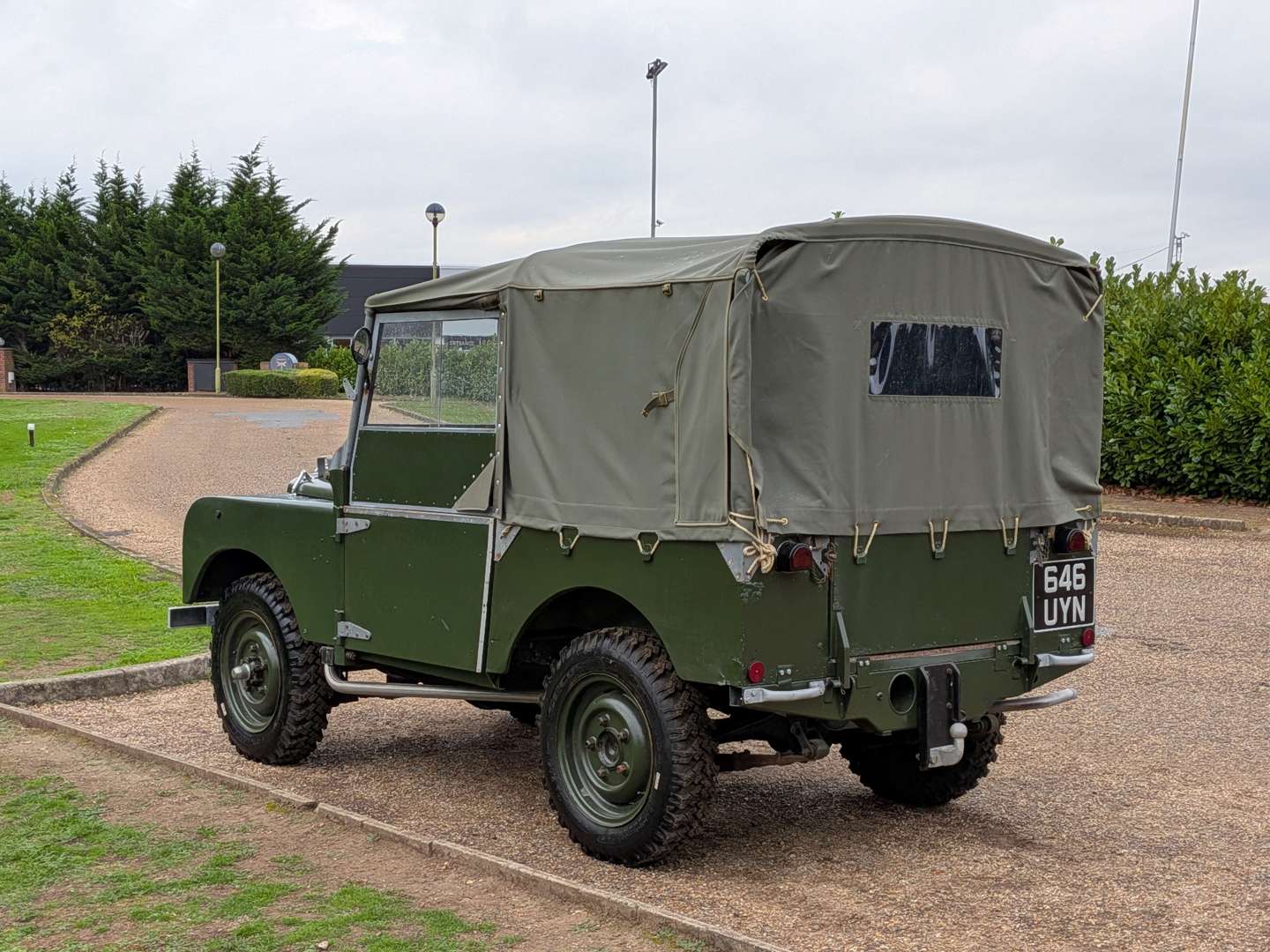 <p>1957 LAND ROVER SERIES 1 80"</p>