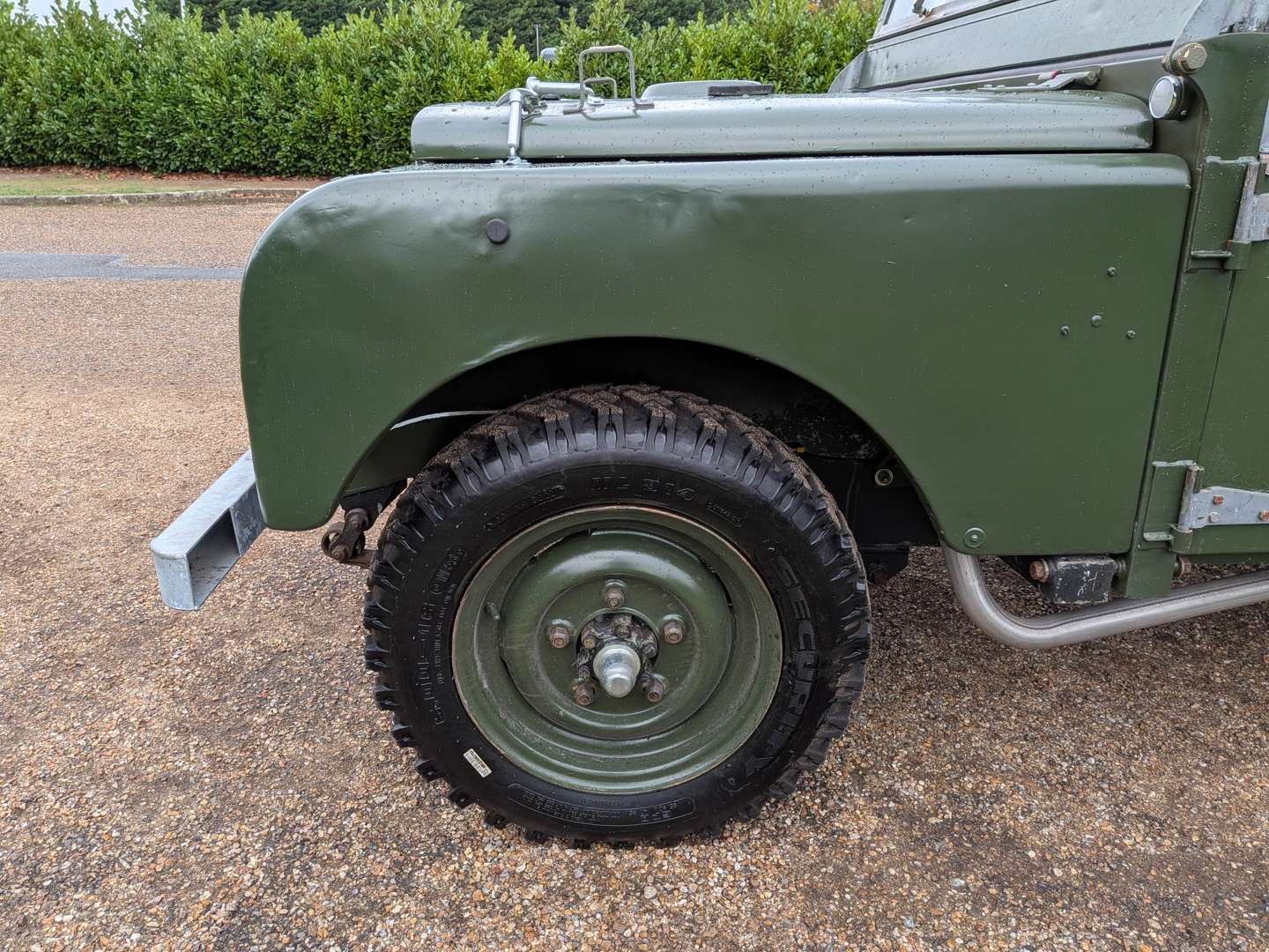 <p>1957 LAND ROVER SERIES 1 80"</p>