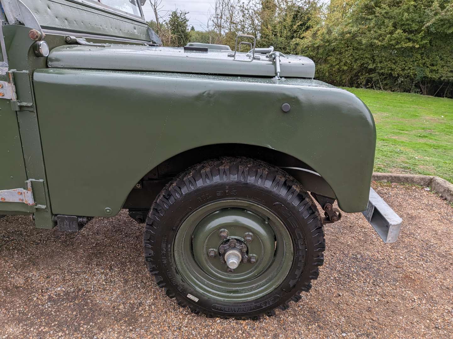 <p>1957 LAND ROVER SERIES 1 80"</p>