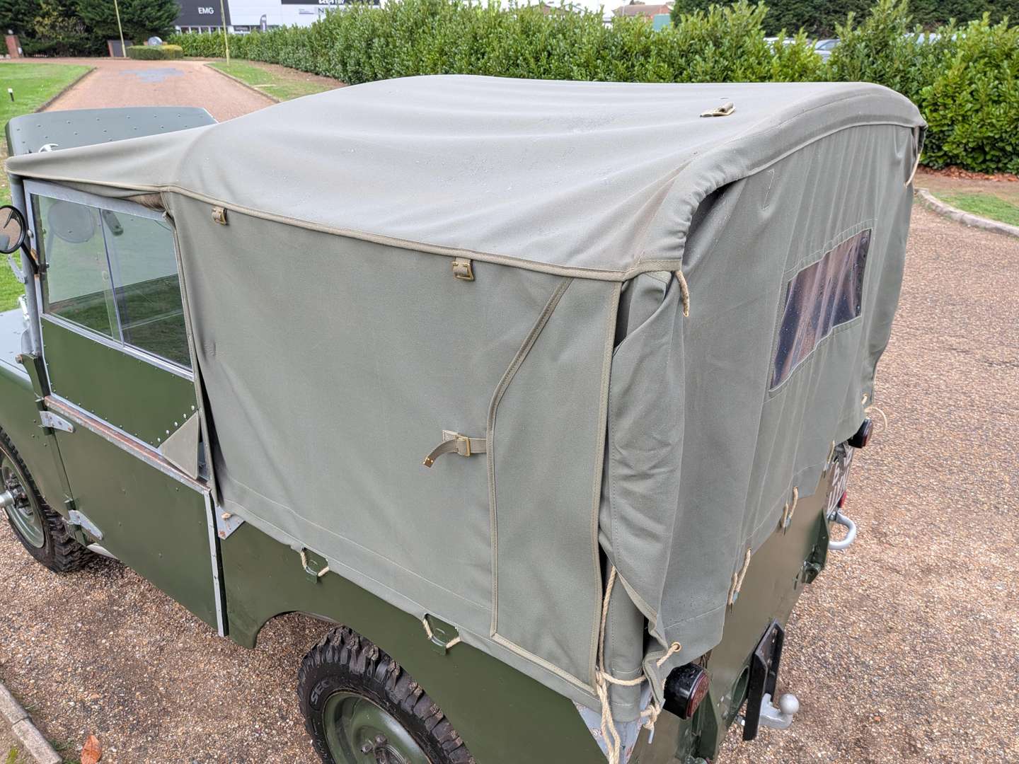 <p>1957 LAND ROVER SERIES 1 80"</p>