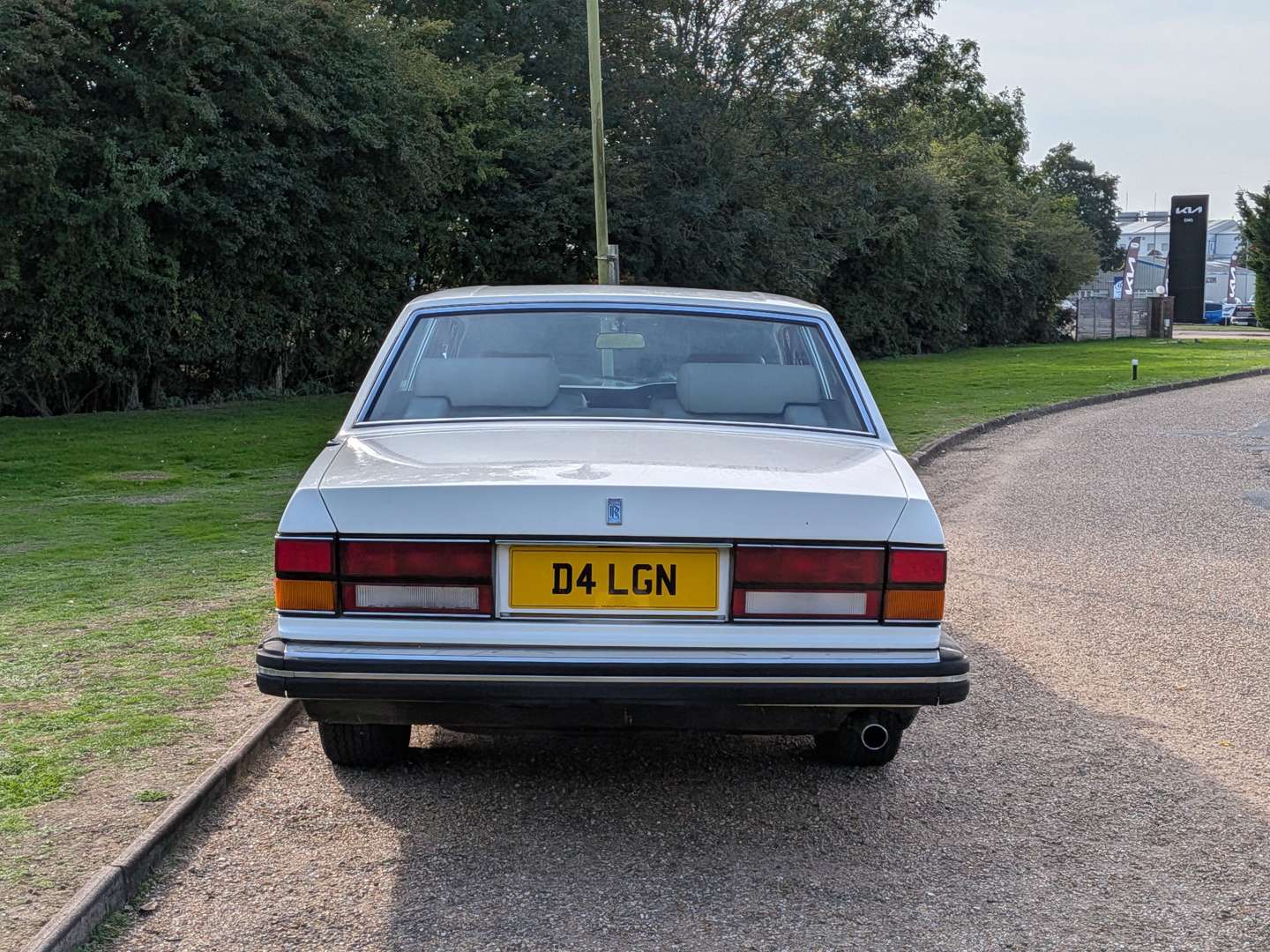 <p>1987 ROLLS ROYCE SILVER SPIRIT</p>