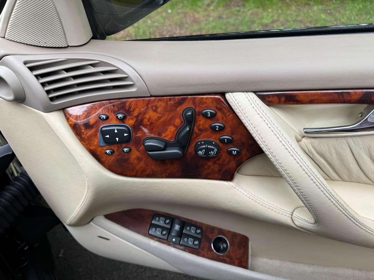 <p>2003 MERCEDES CL600 C215 AUTO</p>