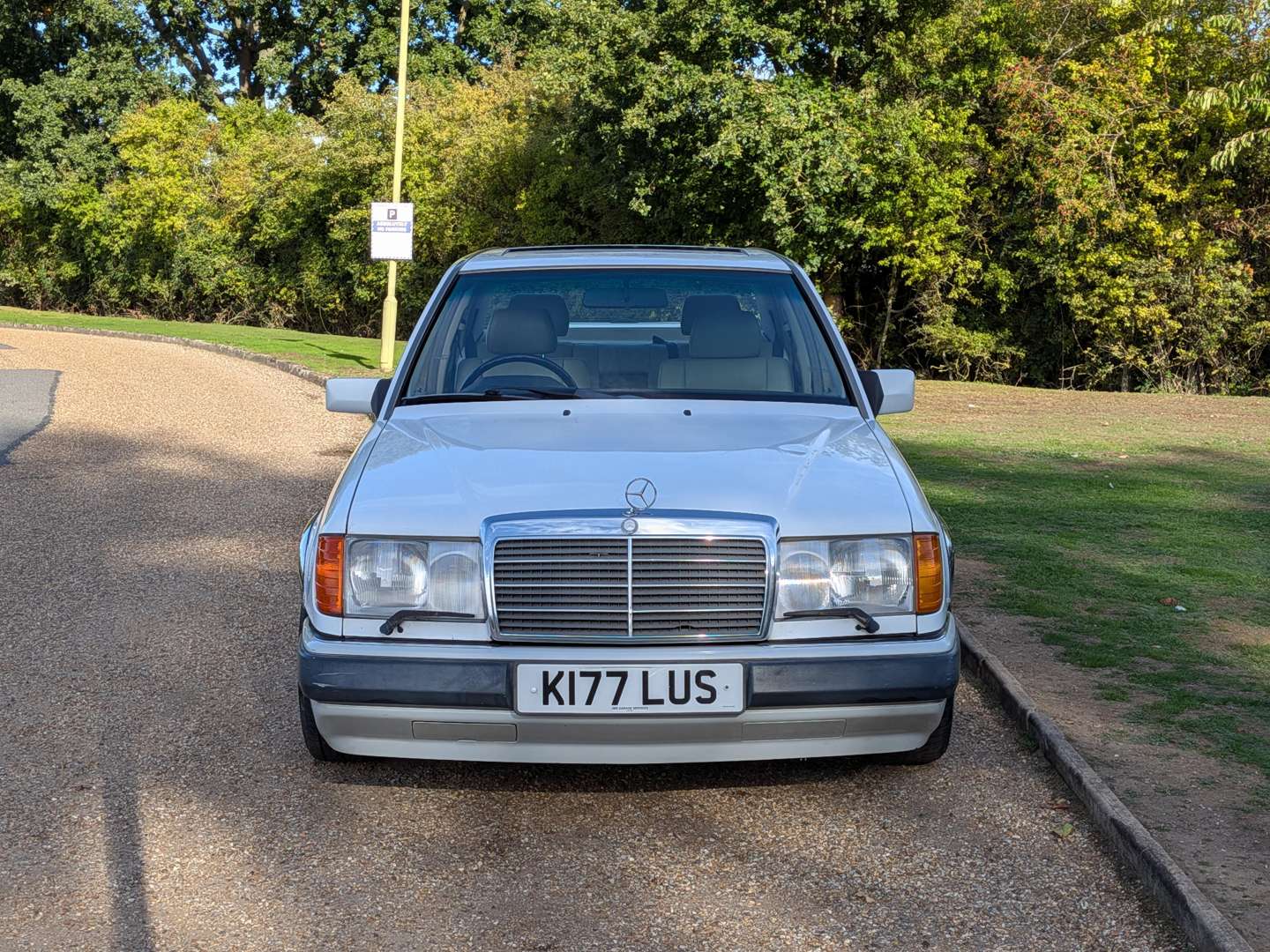 <p>1992 MERCEDES 300E W124 AUTO</p>