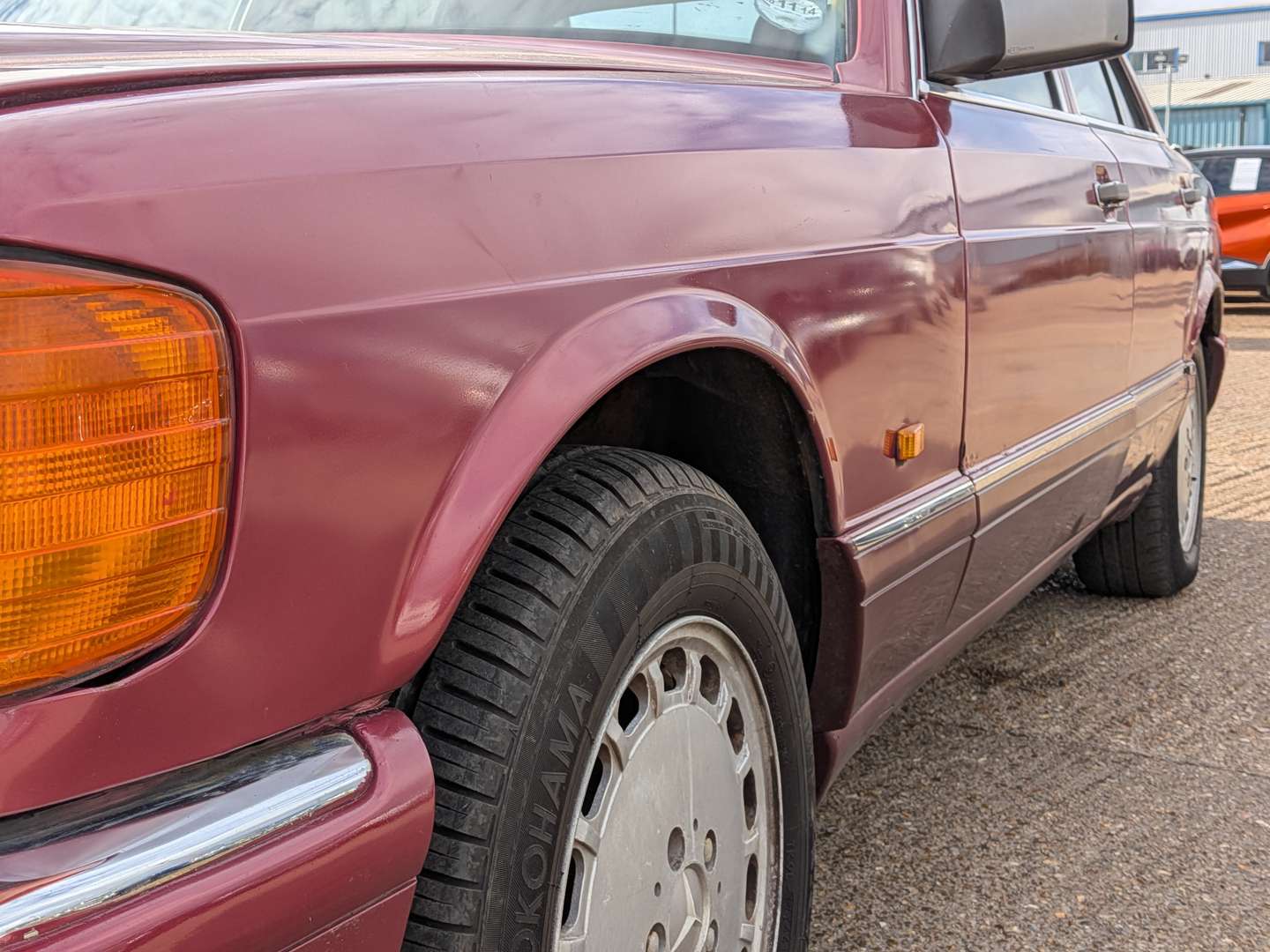 <p>1988 MERCEDES 300SE W126 AUTO</p>