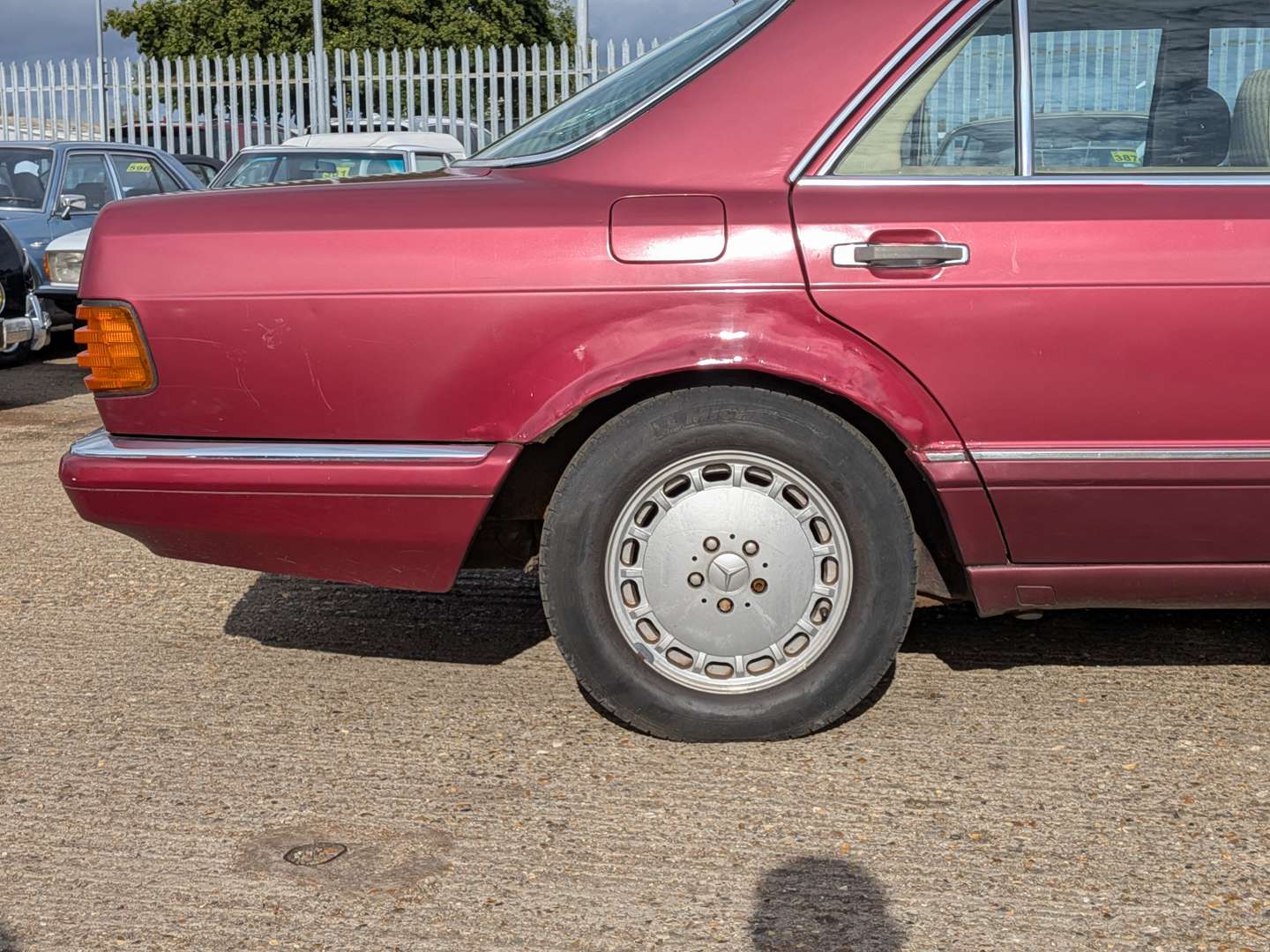 <p>1988 MERCEDES 300SE W126 AUTO</p>