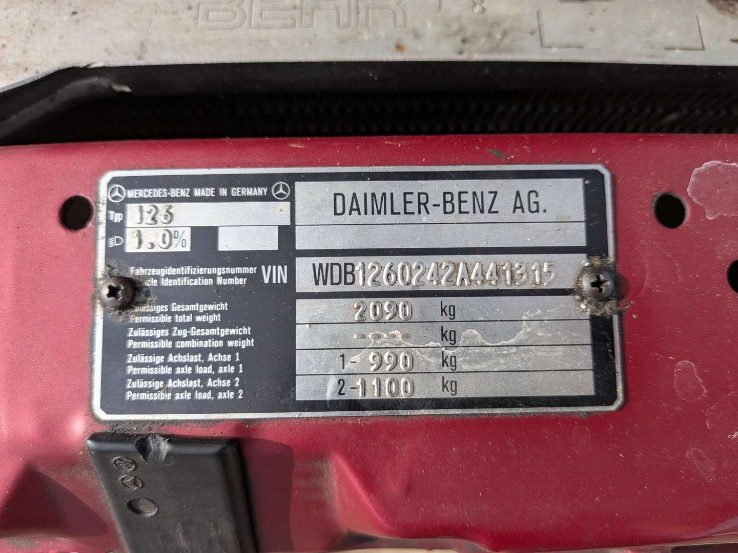 <p>1988 MERCEDES 300SE W126 AUTO</p>