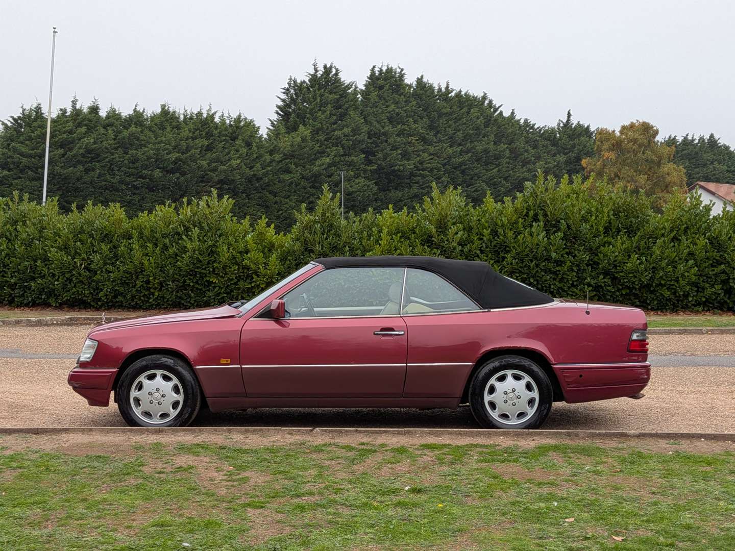 <p>1994 MERCEDES E320 W124 AUTO</p>