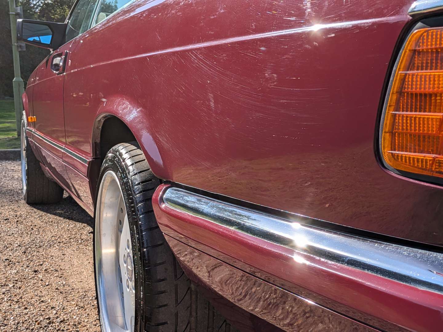<p>1987 MERCEDES 500SEC C126</p>