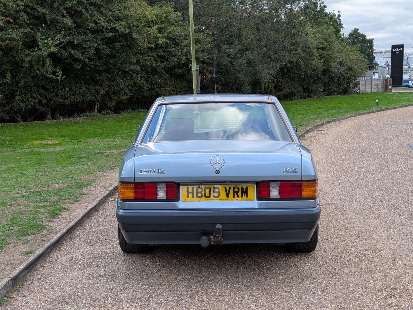 <p>1991 MERCEDES 190D W201</p>