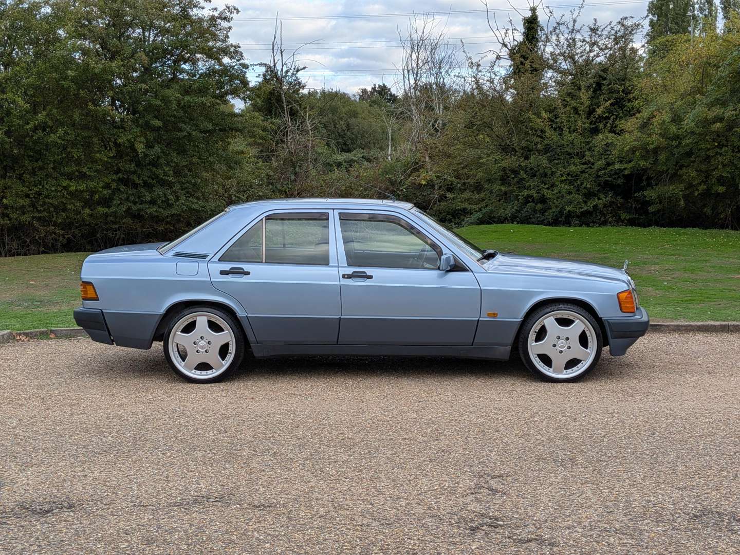 <p>1991 MERCEDES 190D W201</p>