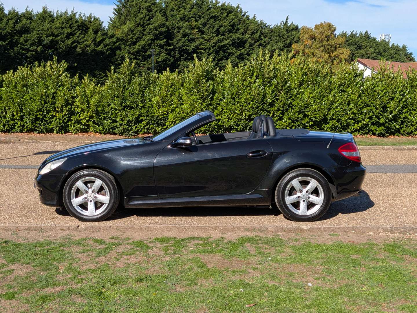 <p>2005 MERCEDES SLK280 R171</p>