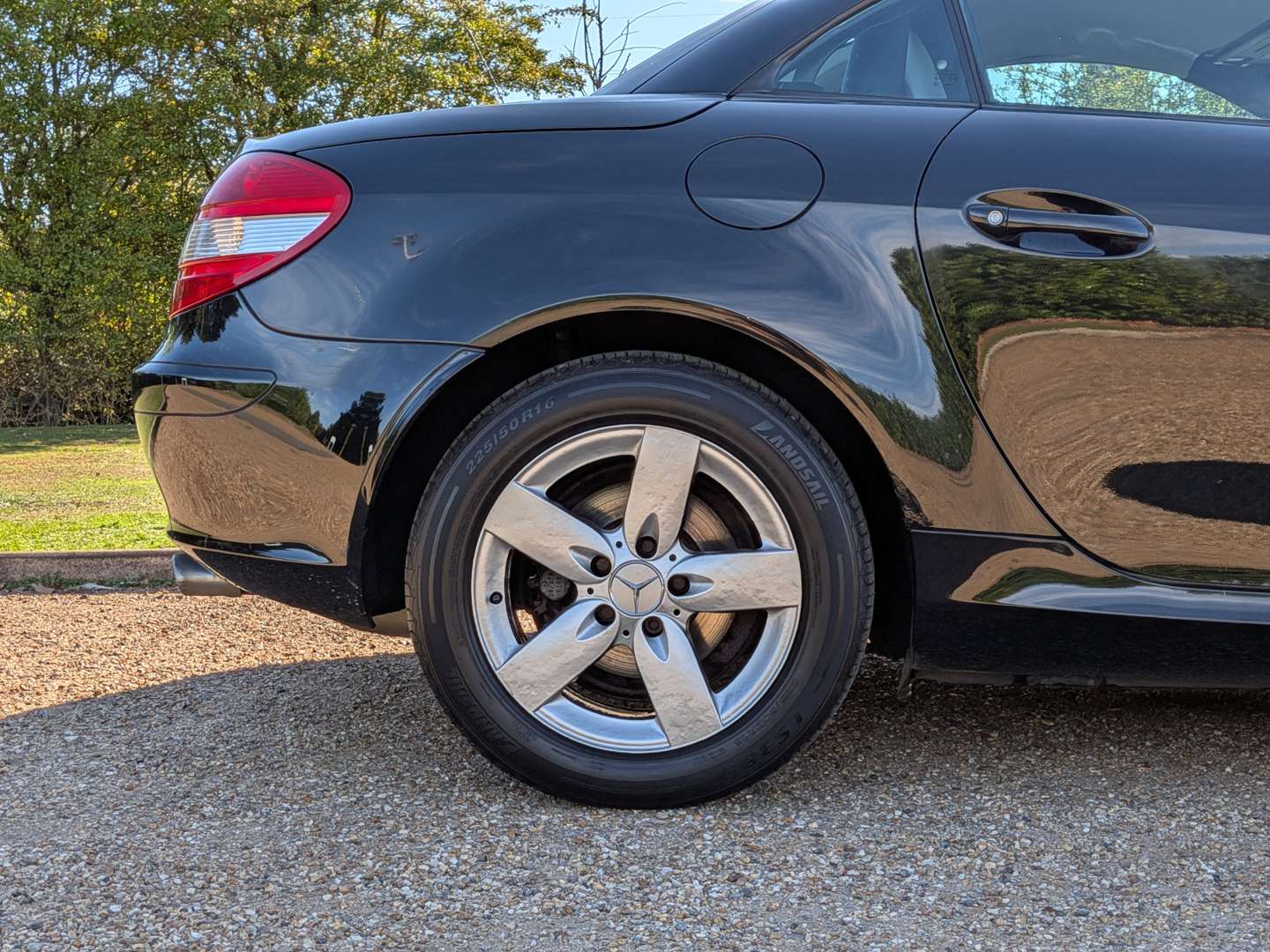 <p>2005 MERCEDES SLK280 R171</p>