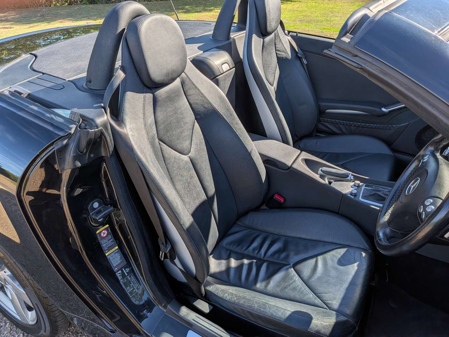 <p>2005 MERCEDES SLK280 R171</p>