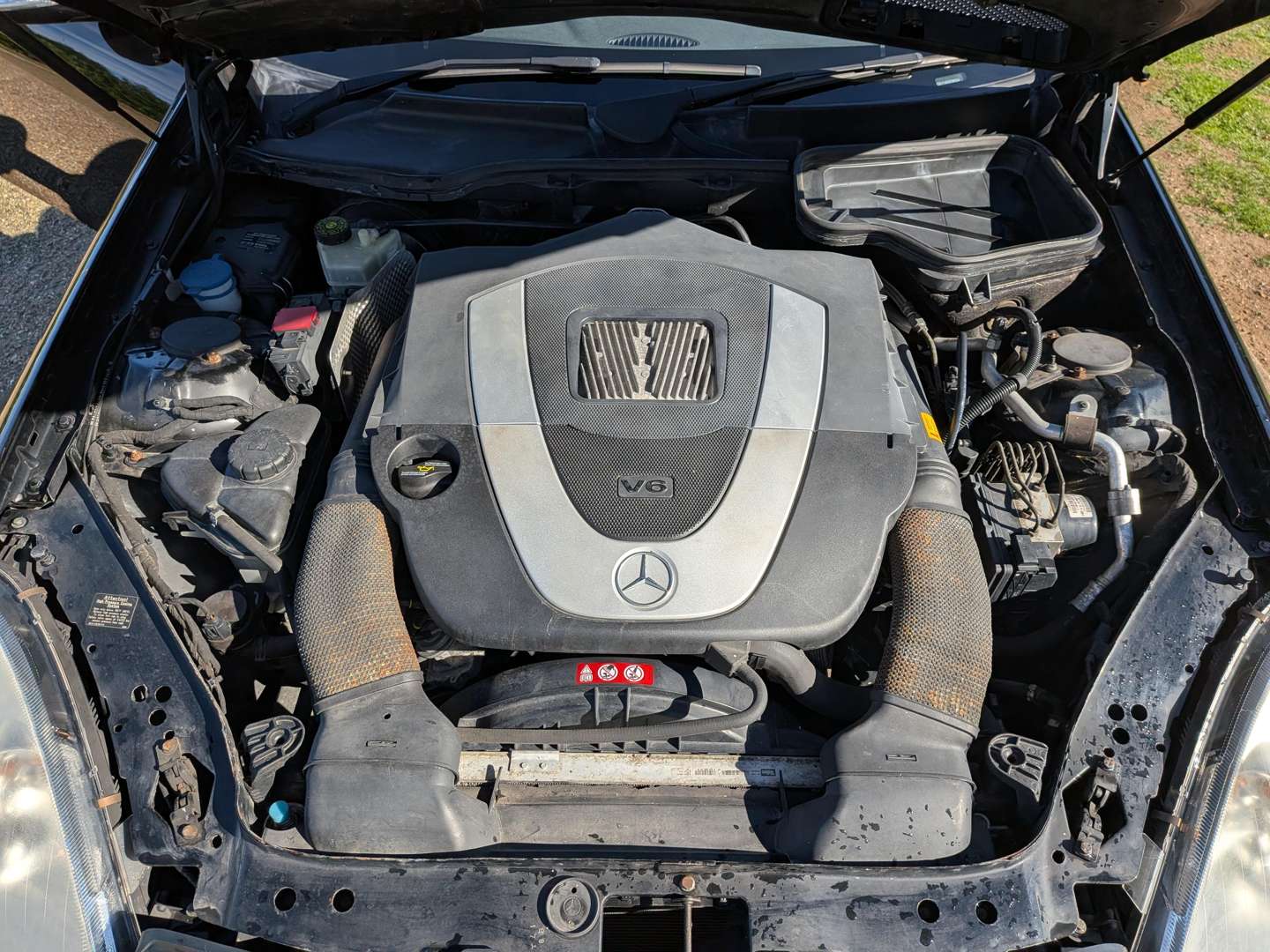 <p>2005 MERCEDES SLK280 R171</p>