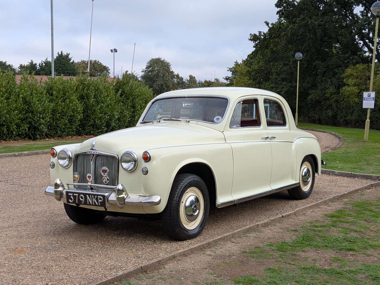 <p>1961 ROVER P4 80</p>