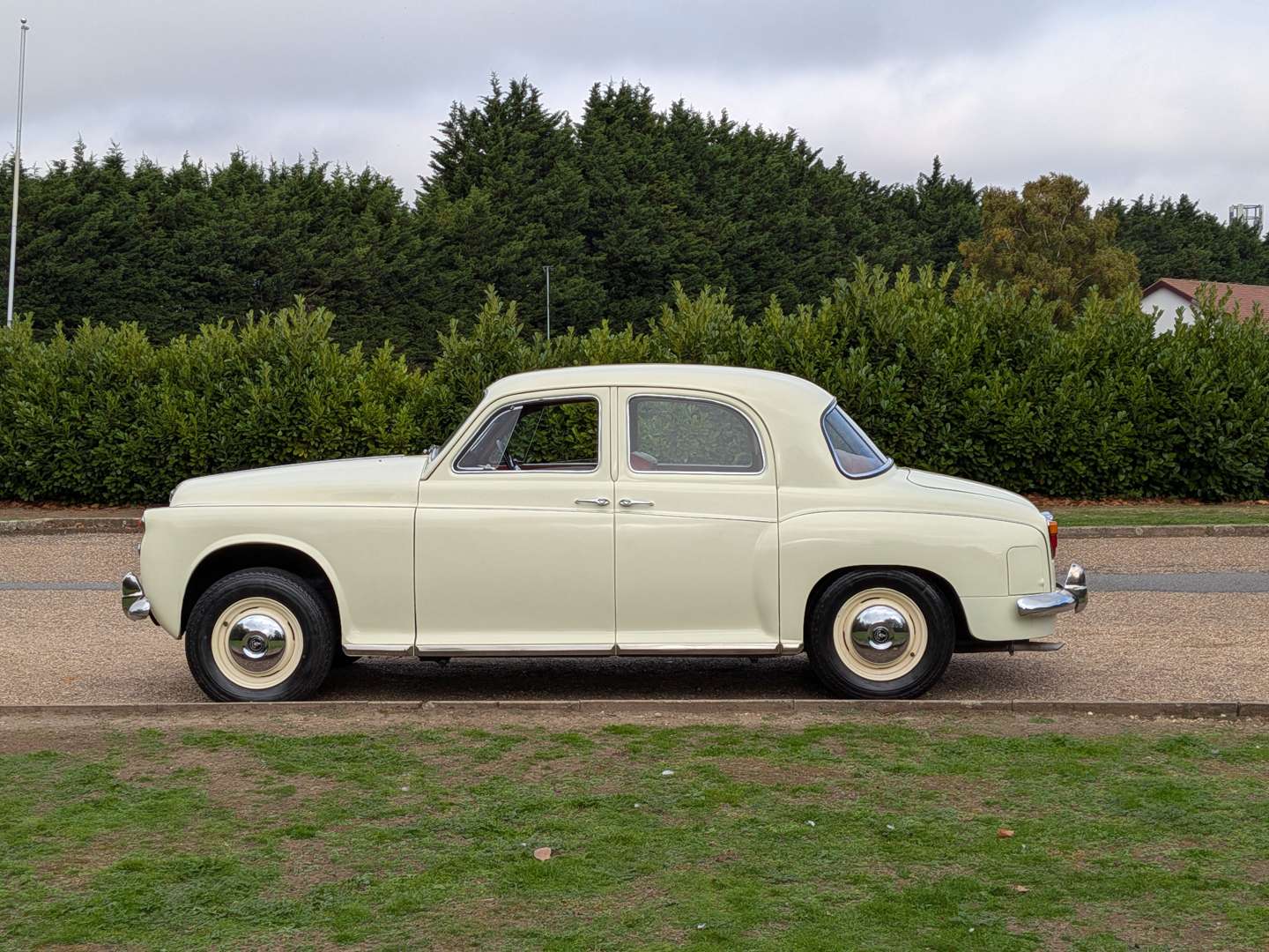<p>1961 ROVER P4 80</p>