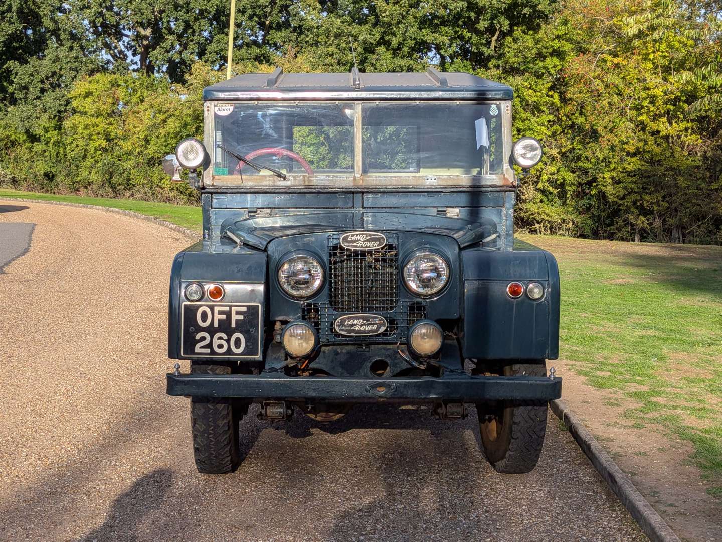 <p>1954 LAND ROVER SERIES 1 86"</p>