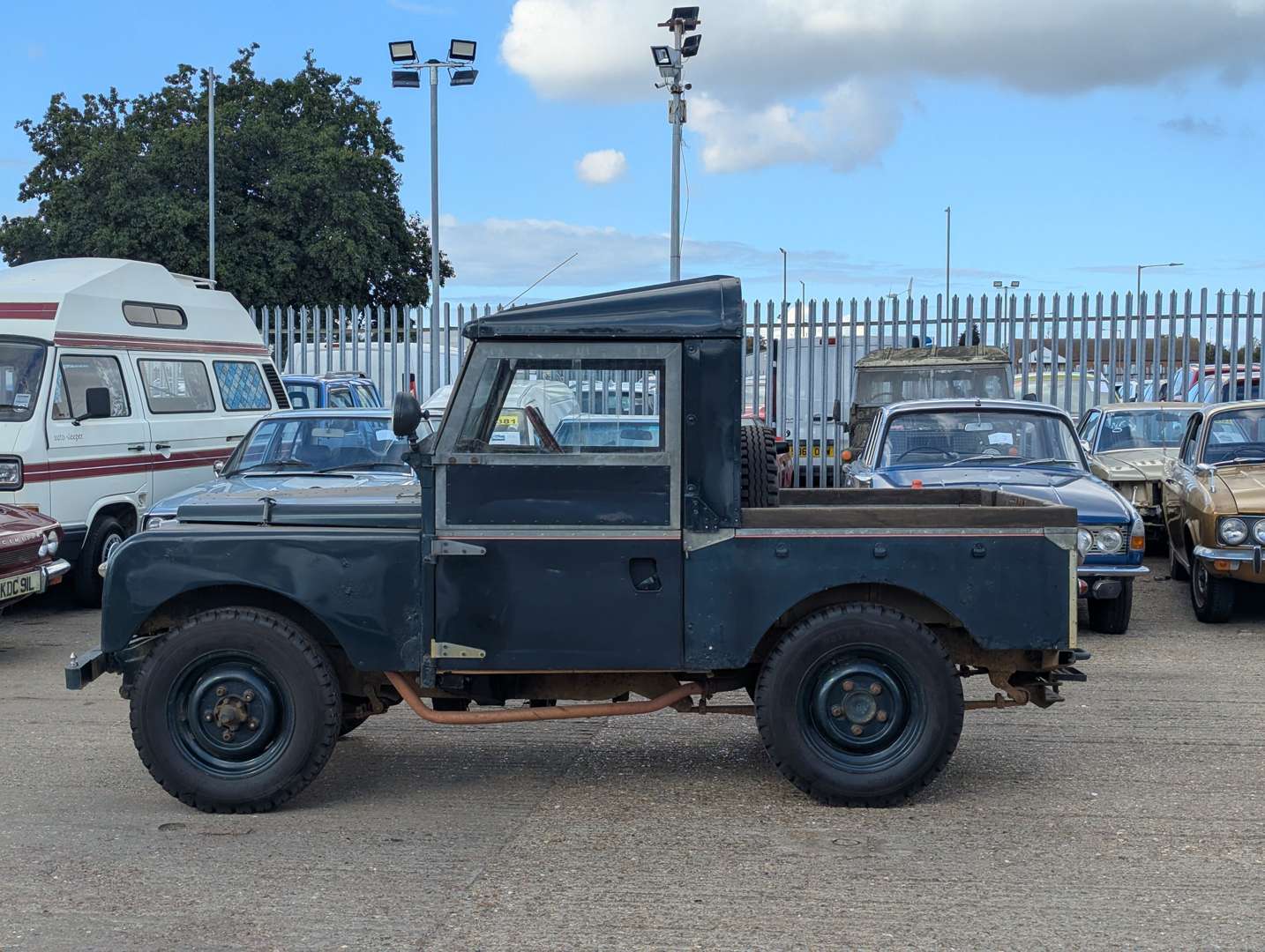 <p>1954 LAND ROVER SERIES 1 80"</p>
