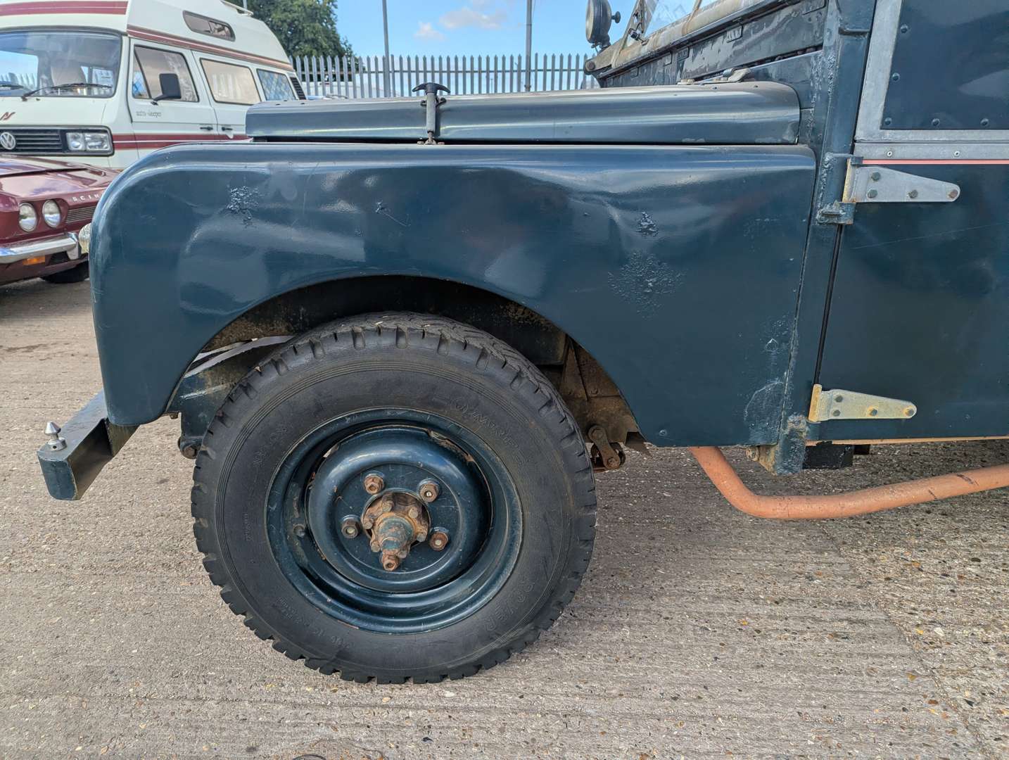 <p>1954 LAND ROVER SERIES 1 80"</p>