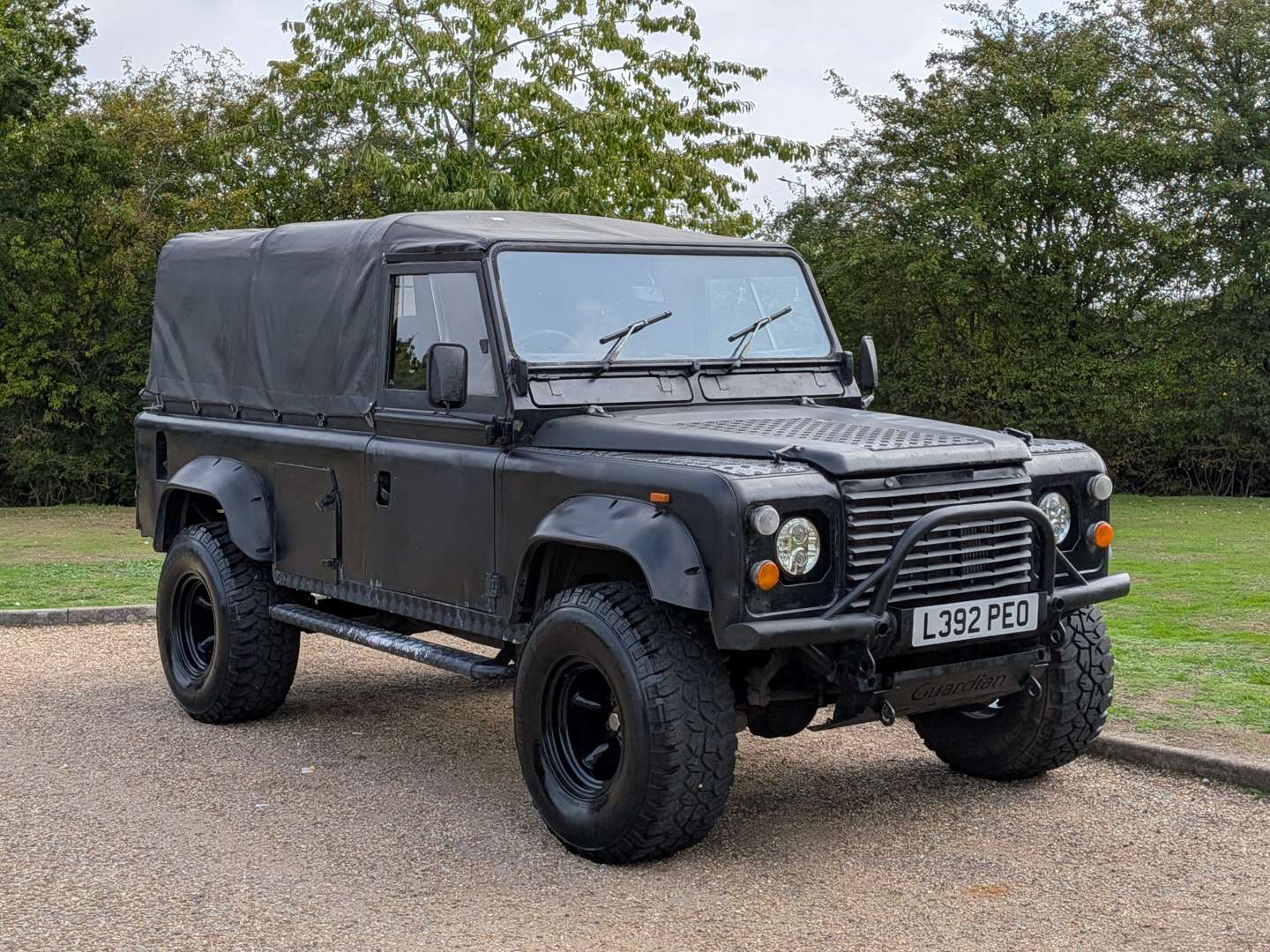 <p>1994 LAND ROVER DEFENDER 110</p>