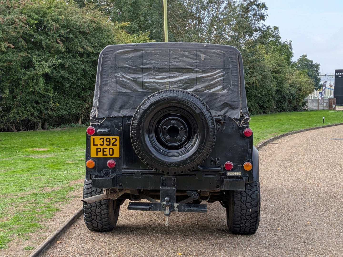 <p>1994 LAND ROVER DEFENDER 110</p>