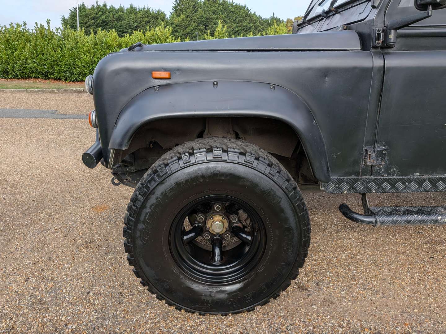 <p>1994 LAND ROVER DEFENDER 110</p>