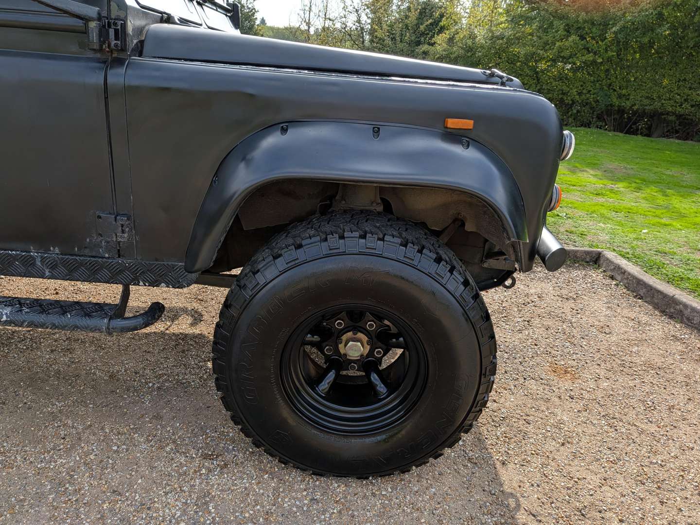 <p>1994 LAND ROVER DEFENDER 110</p>