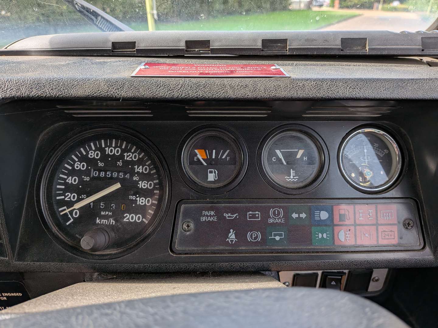 <p>1994 LAND ROVER DEFENDER 110</p>