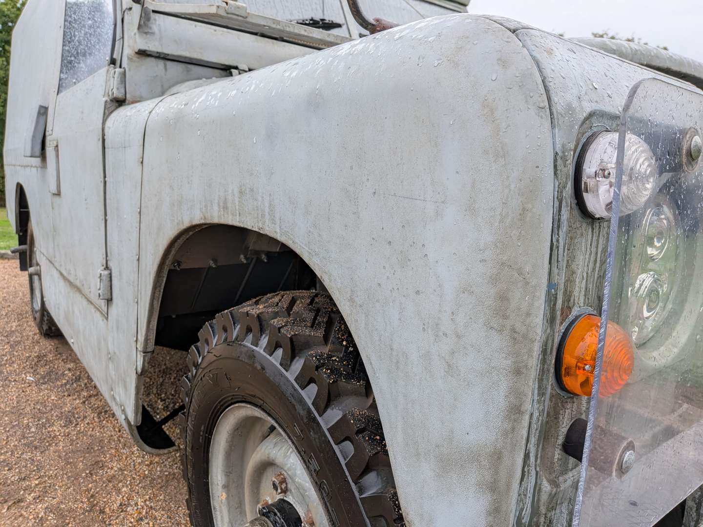 <p>1969 LAND ROVER SERIES 2A 109"</p>