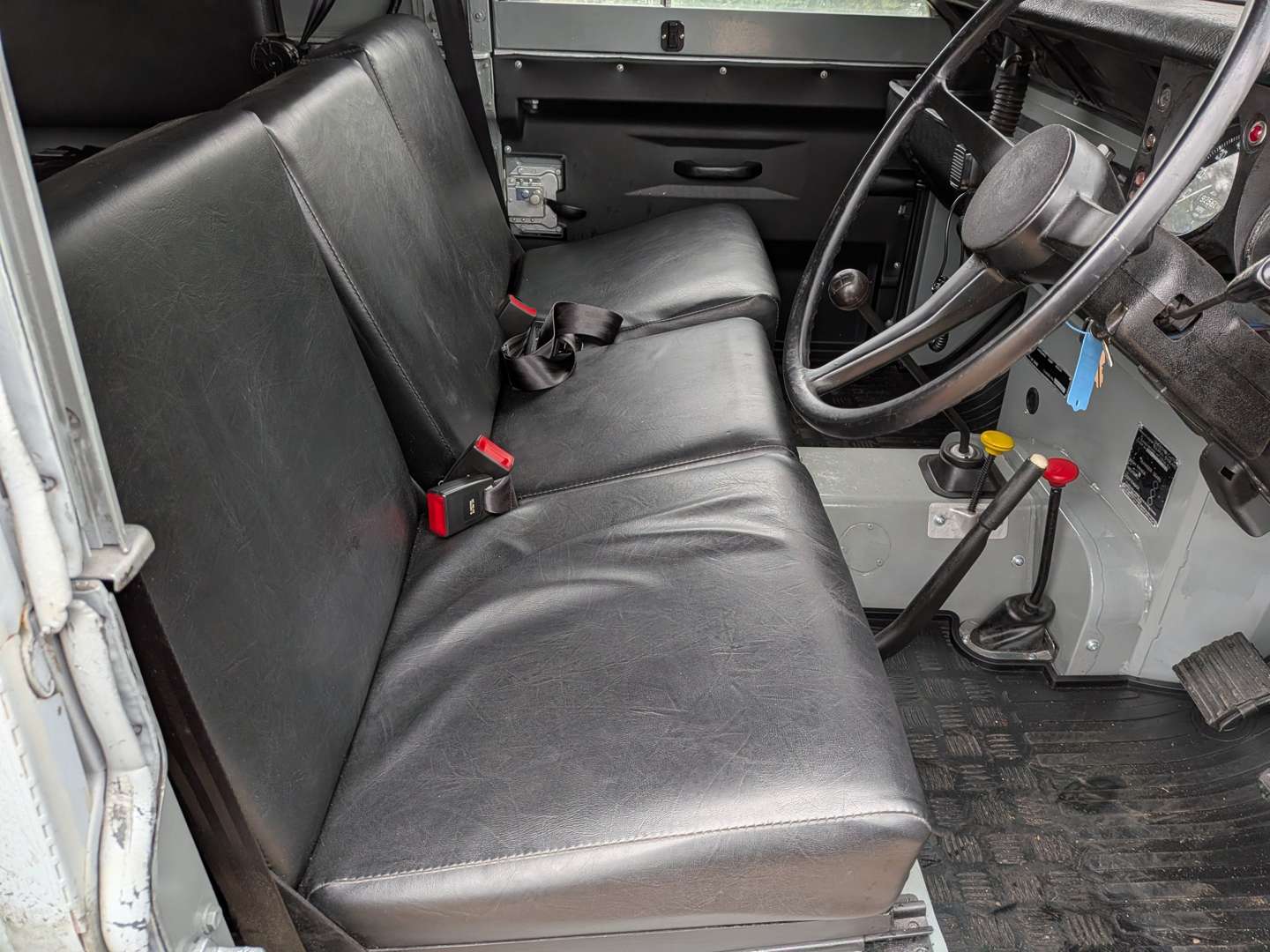 <p>1969 LAND ROVER SERIES 2A 109"</p>