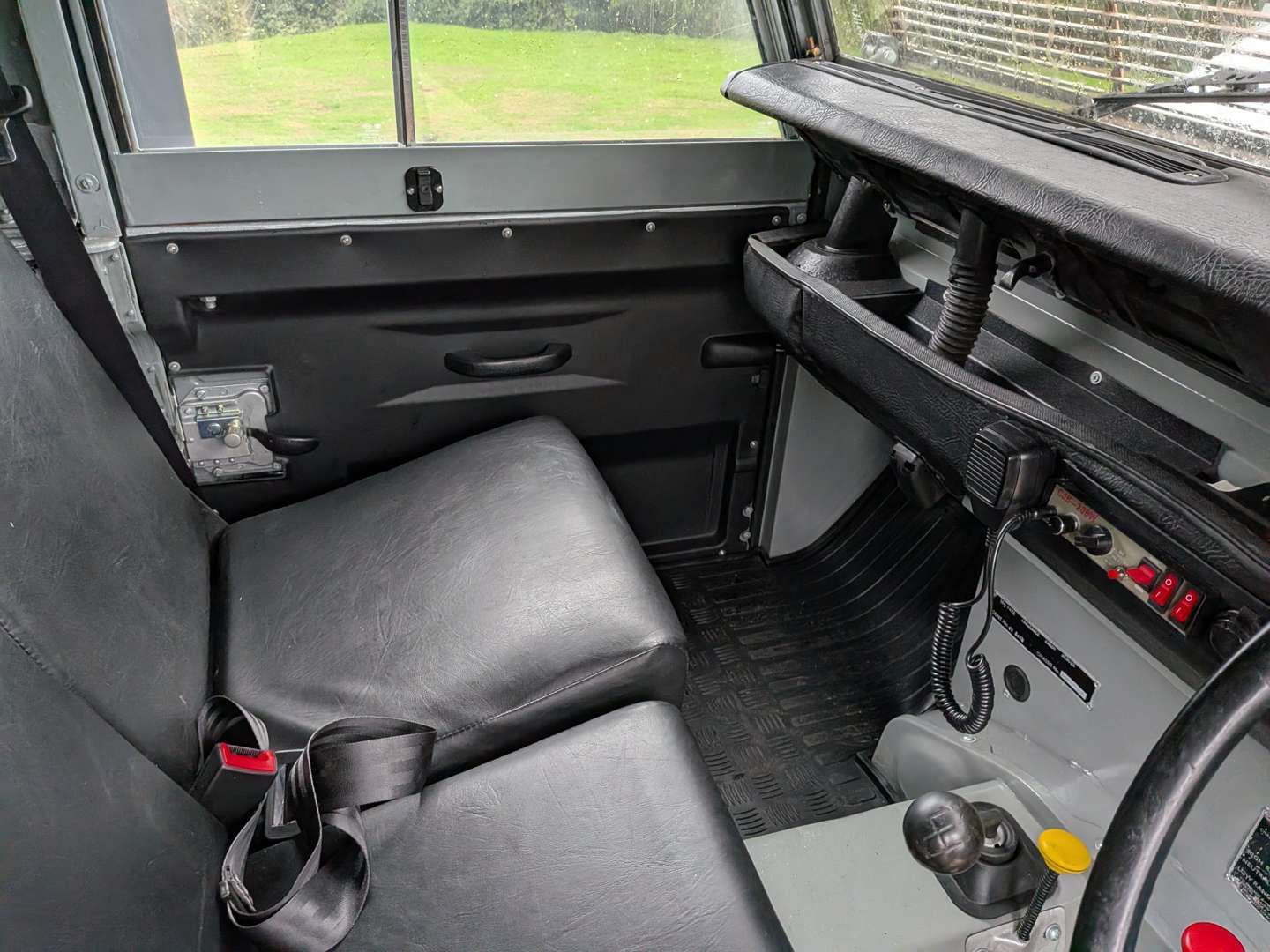 <p>1969 LAND ROVER SERIES 2A 109"</p>