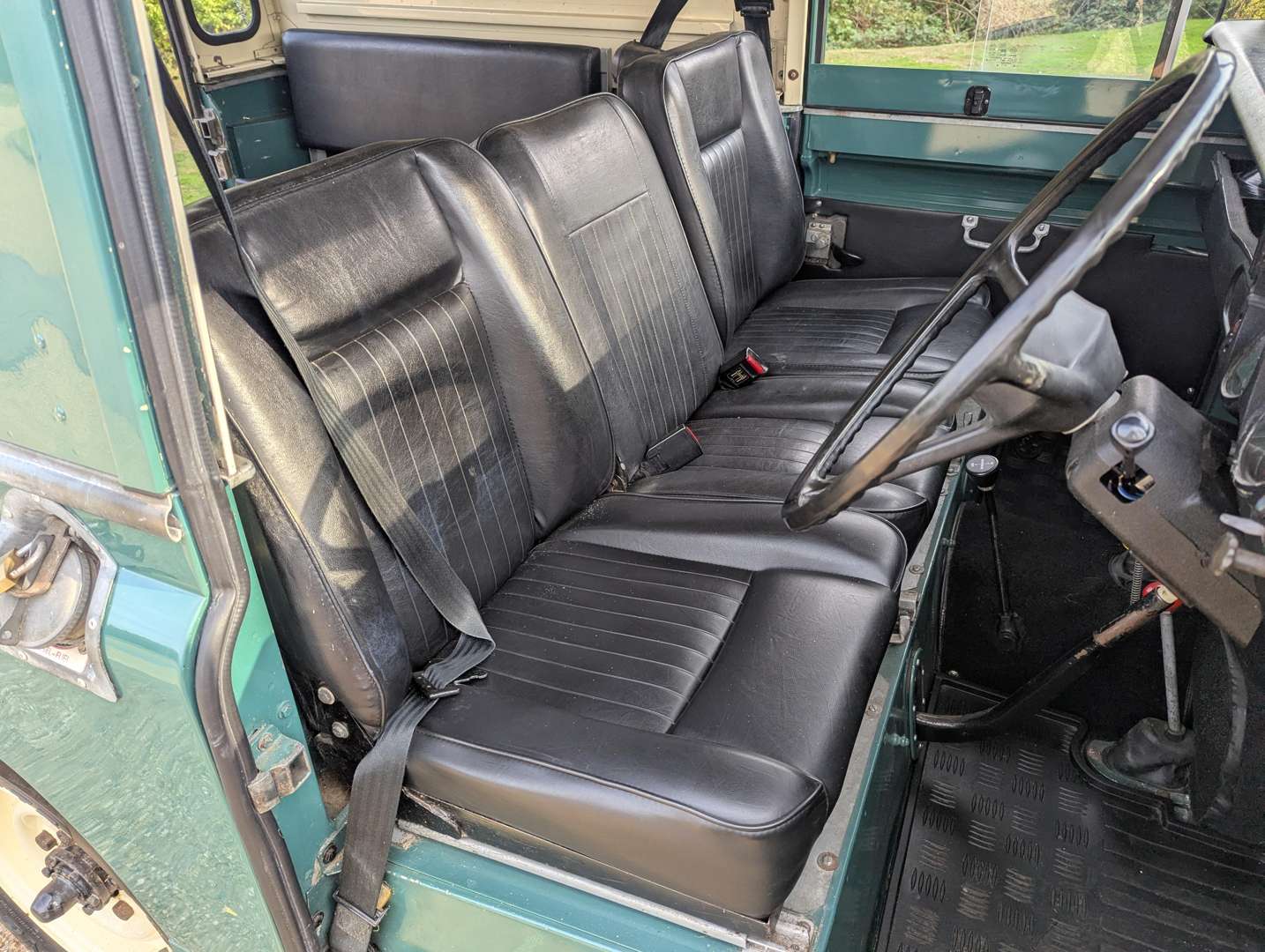 <p>1984 LAND ROVER SERIES 3 SWB</p>