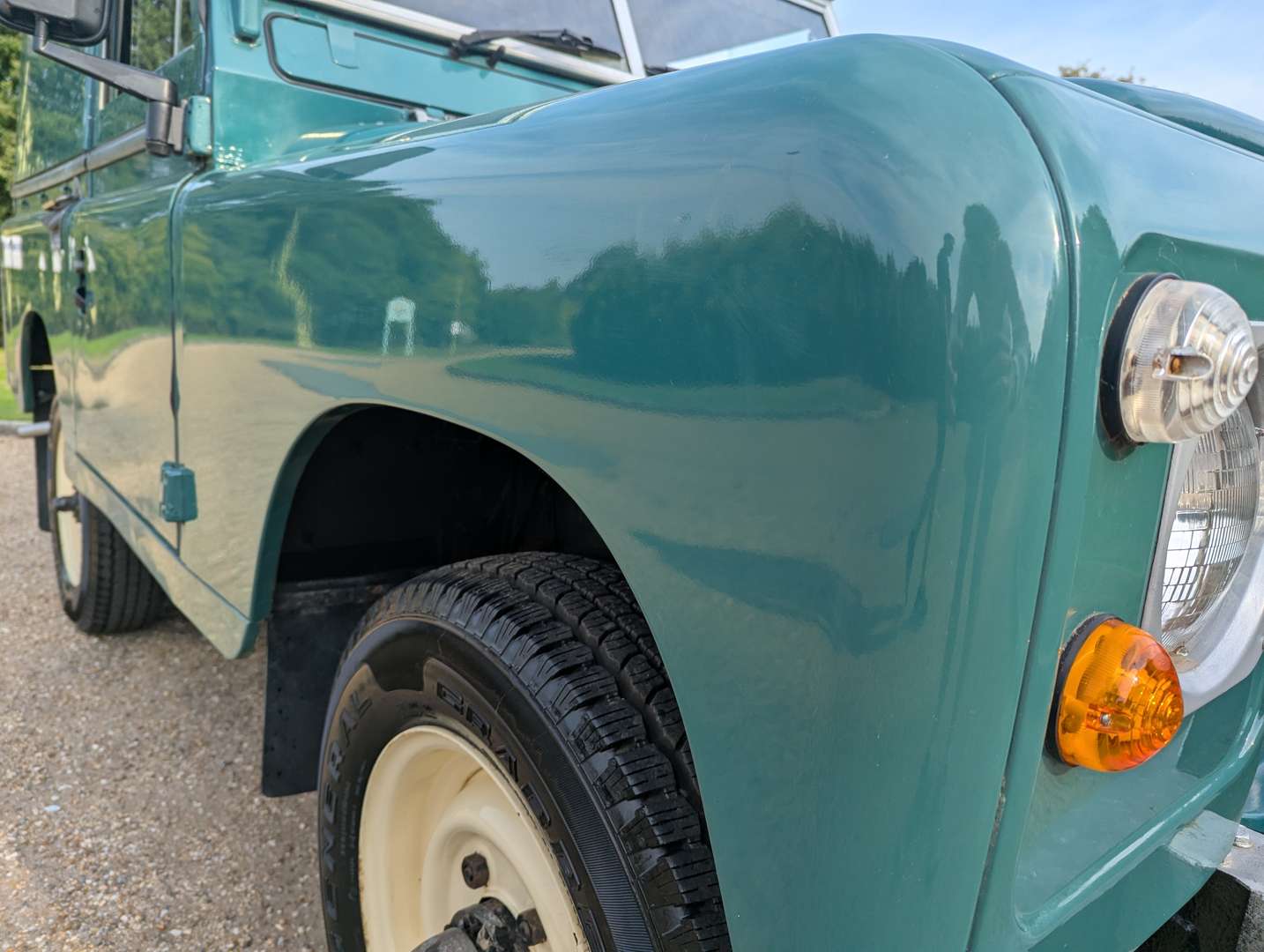 <p>1984 LAND ROVER SERIES 3 SWB</p>
