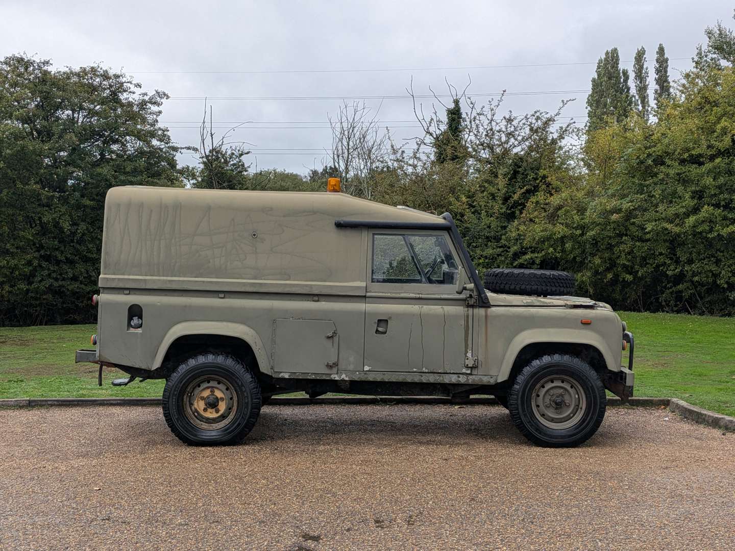 <p>1991 LAND ROVER 110 TITHONUS</p>