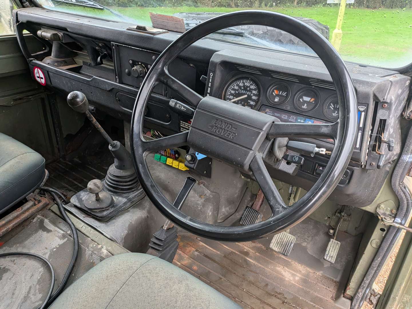 <p>1991 LAND ROVER 110 TITHONUS</p>