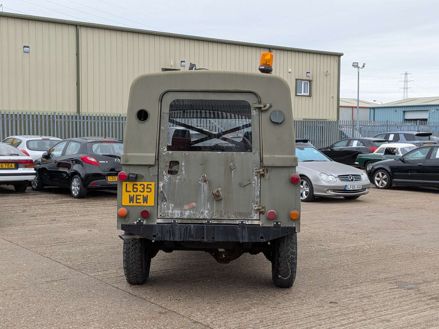 <p>1994 LAND ROVER 110 TITHONUS</p>