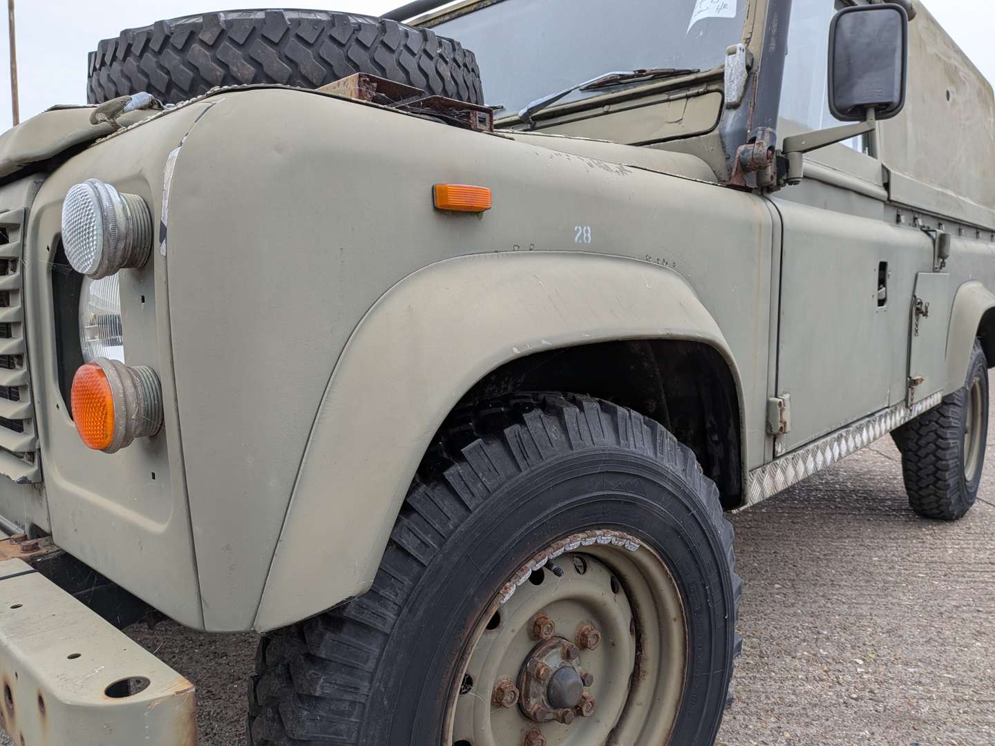 <p>1994 LAND ROVER 110 TITHONUS</p>