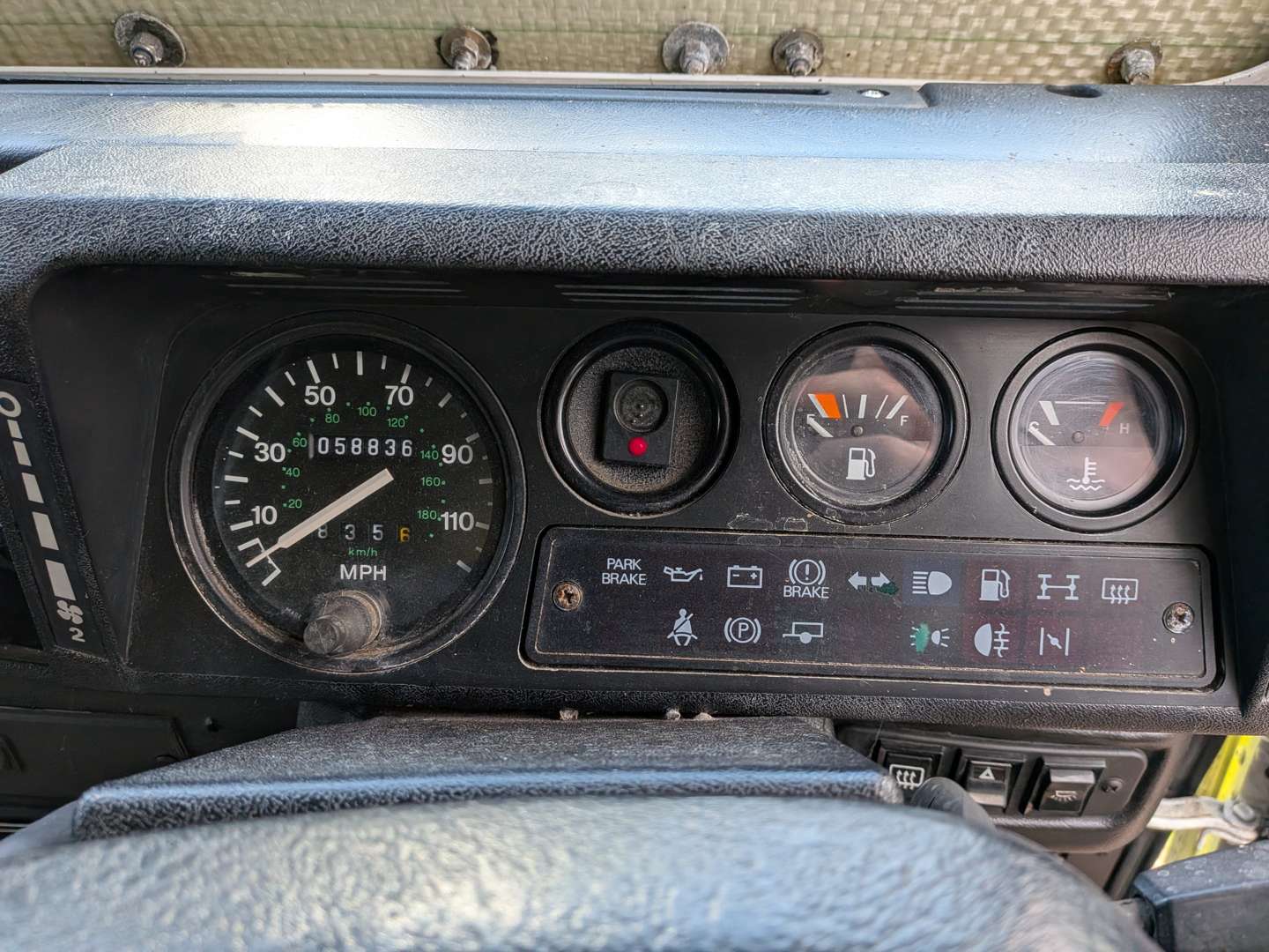 <p>1993 LAND ROVER 110 DEFENDER TURBO PENMAN</p>