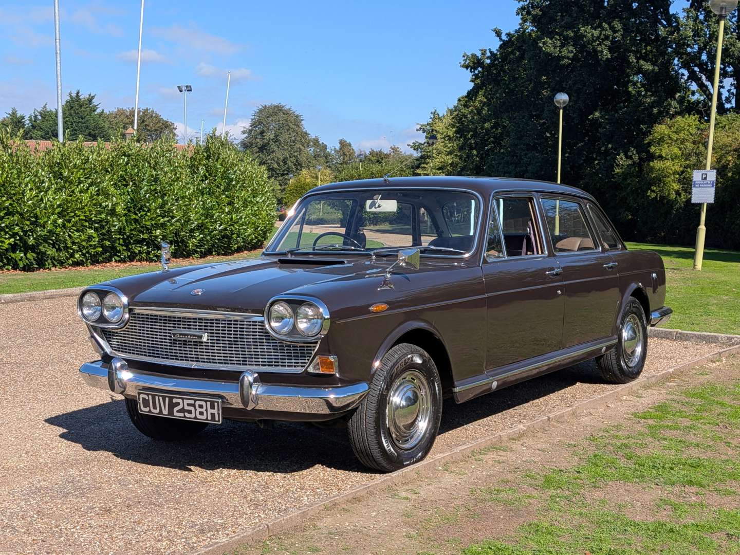 <p>1969 AUSTIN 3 LITRE</p>