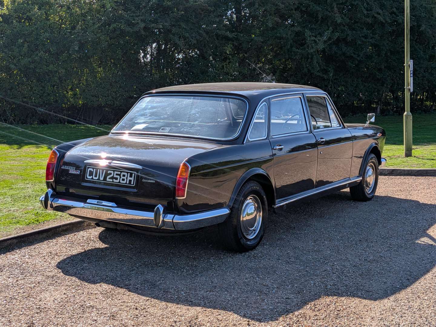 <p>1969 AUSTIN 3 LITRE</p>