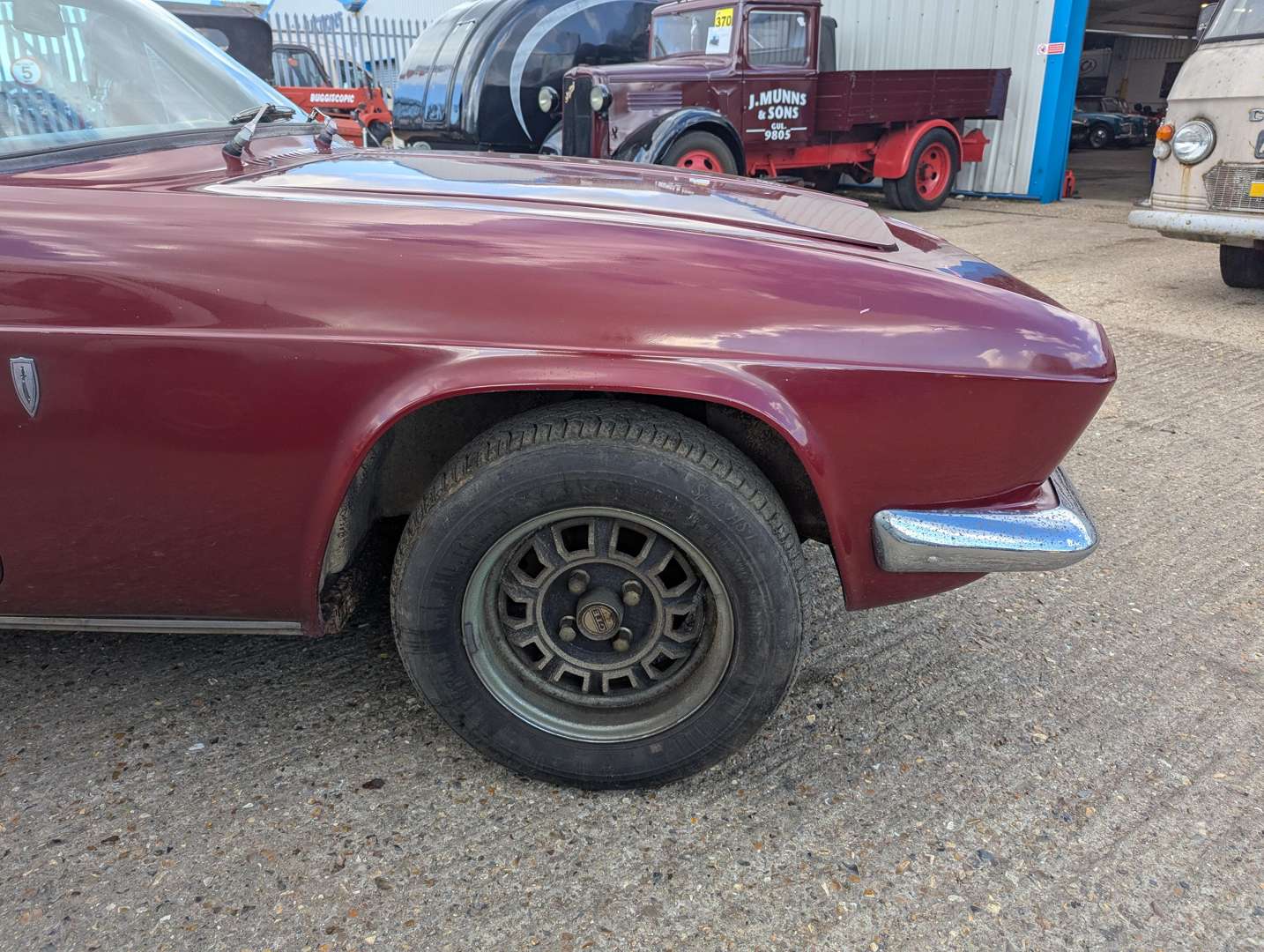 <p>1973 RELIANT SCIMITAR GTE</p>