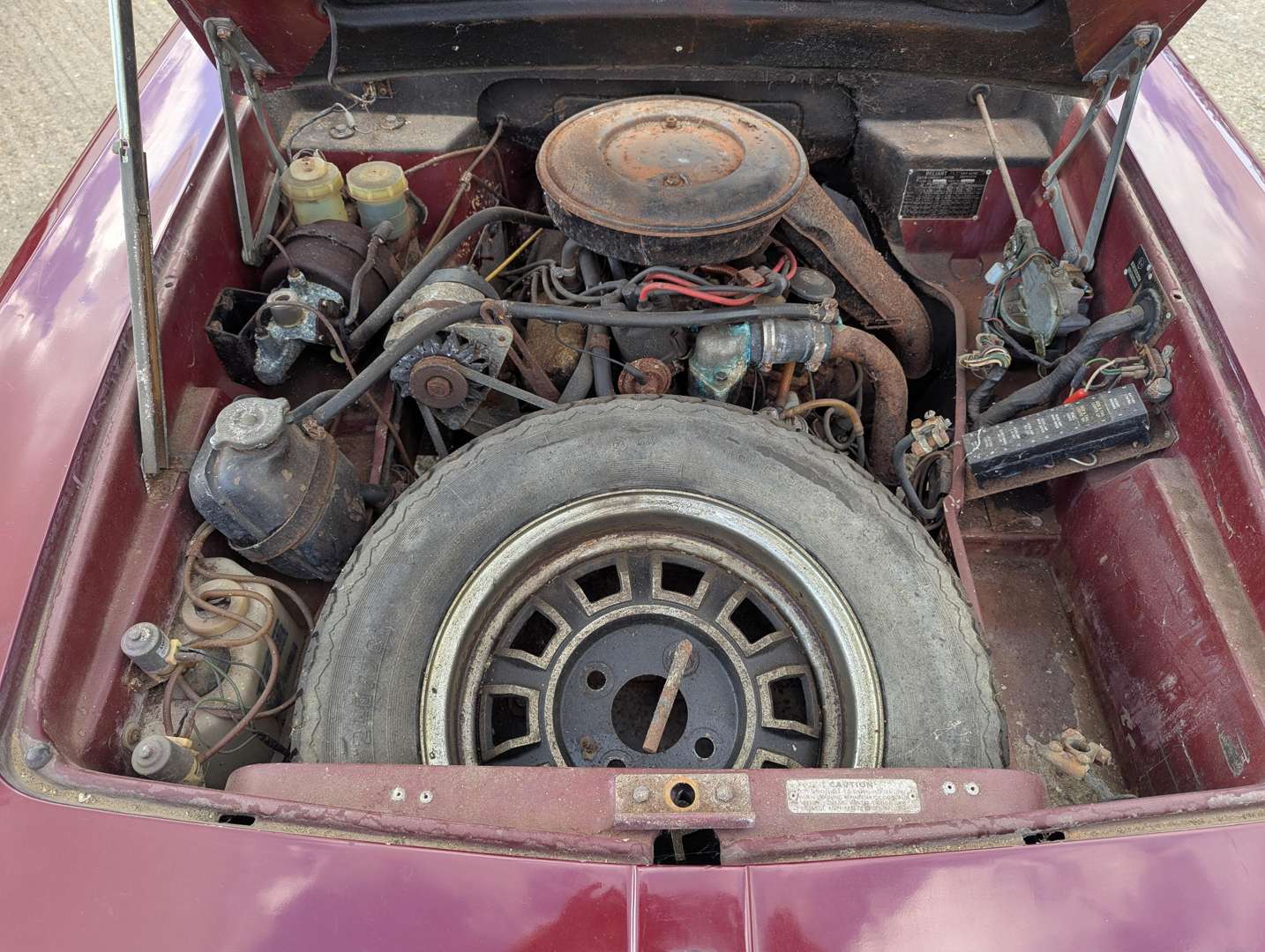 <p>1973 RELIANT SCIMITAR GTE</p>